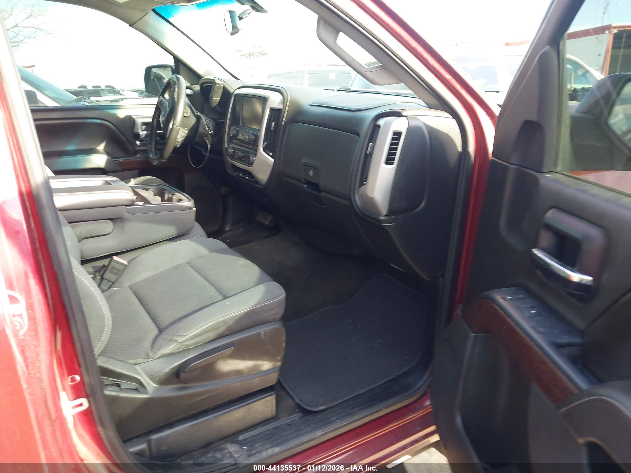 GMC SIERRA image 5