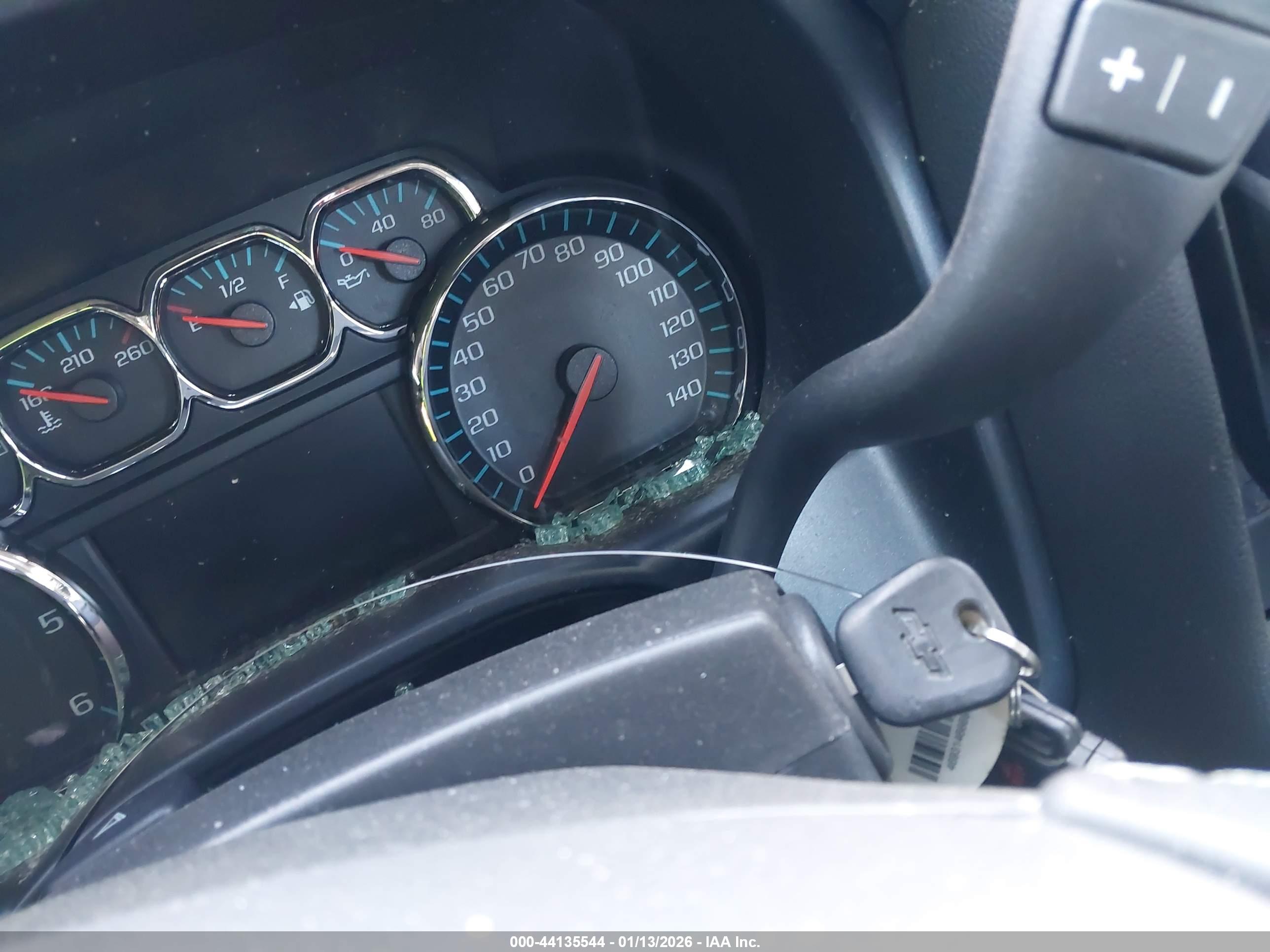 CHEVROLET SILVERADO image 11