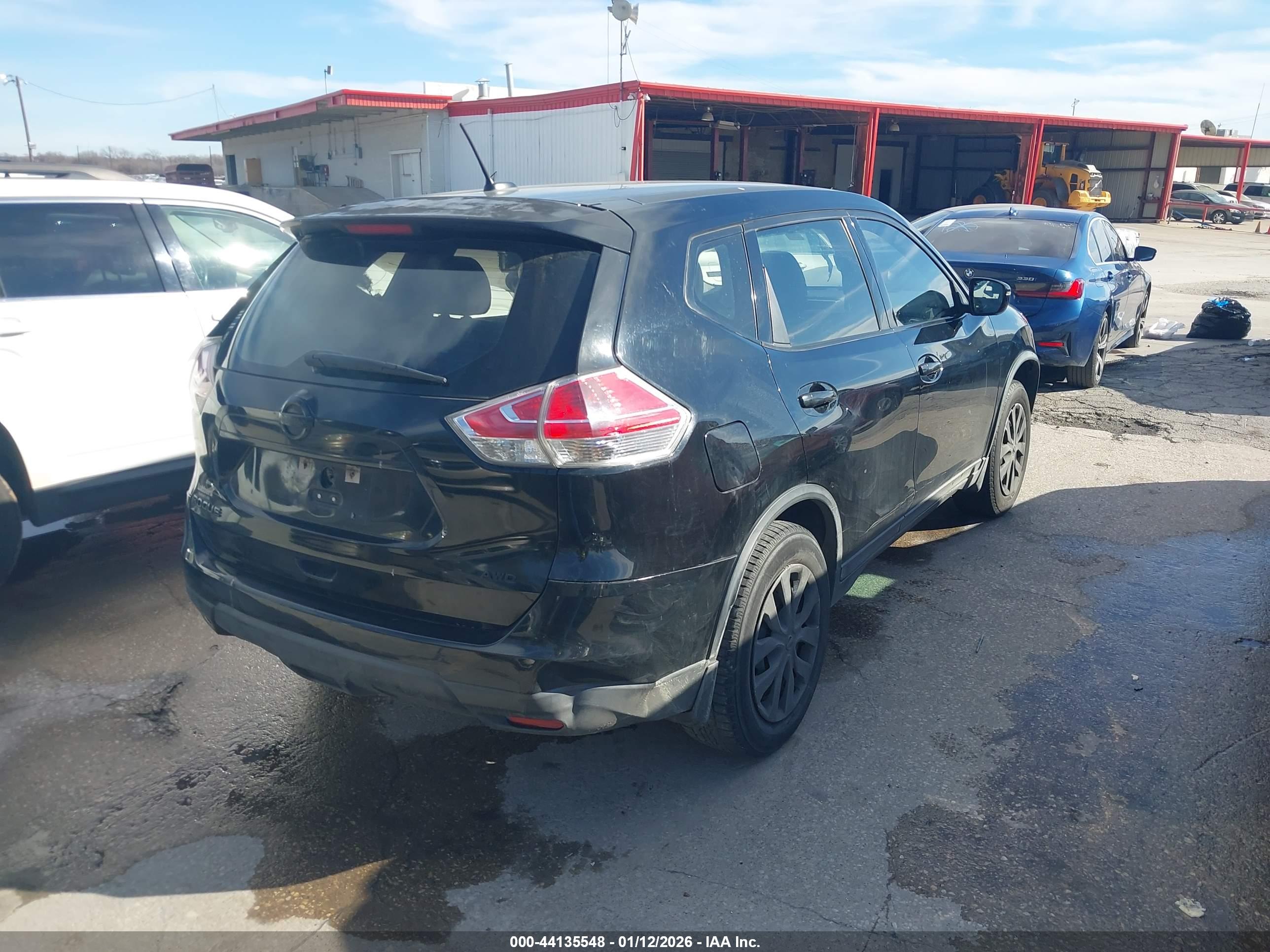 NISSAN ROGUE image 4