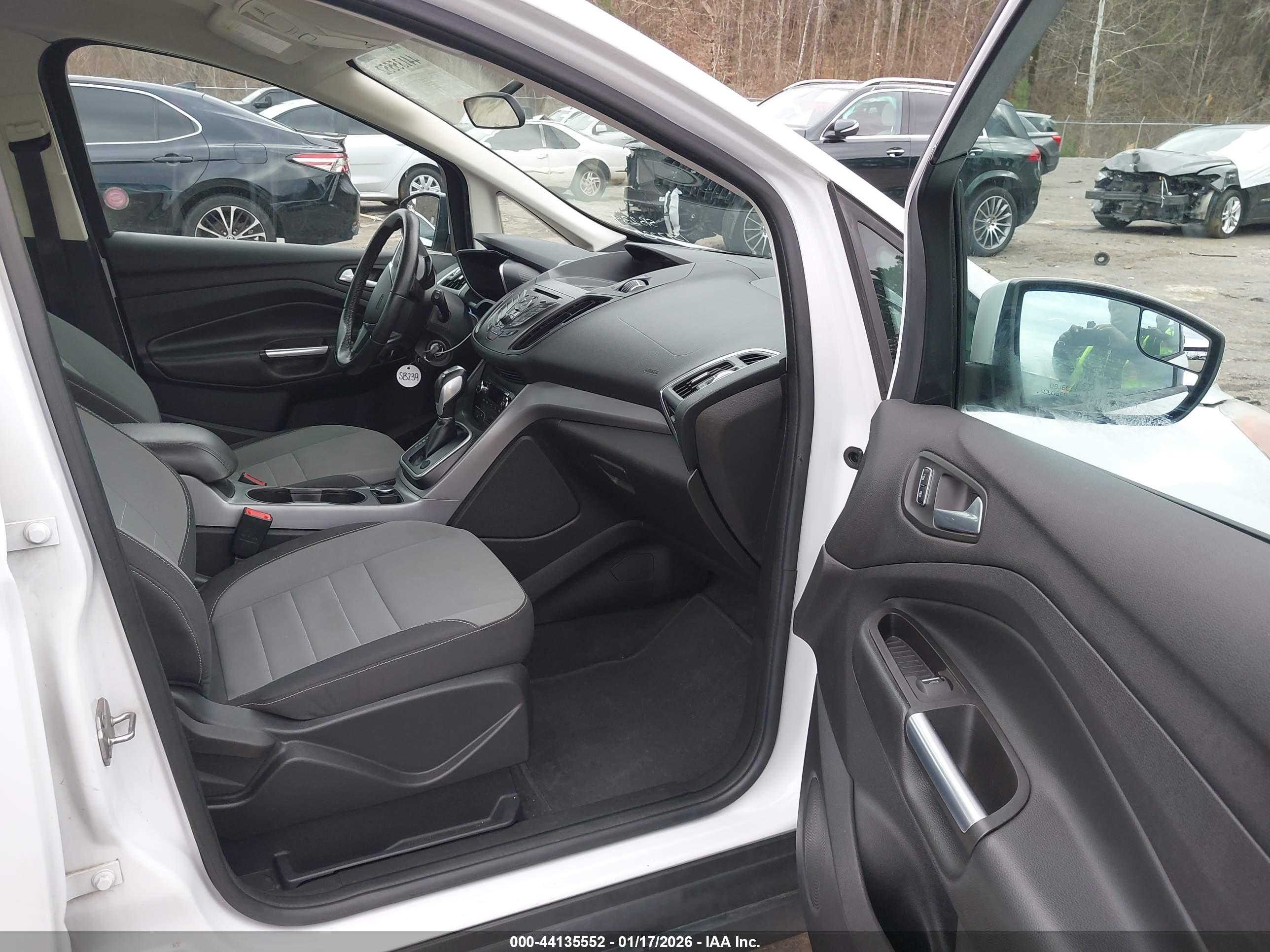 FORD C-MAX image 5