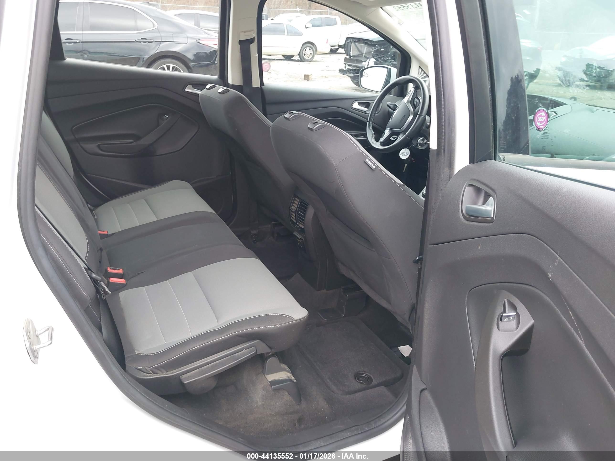 FORD C-MAX image 8