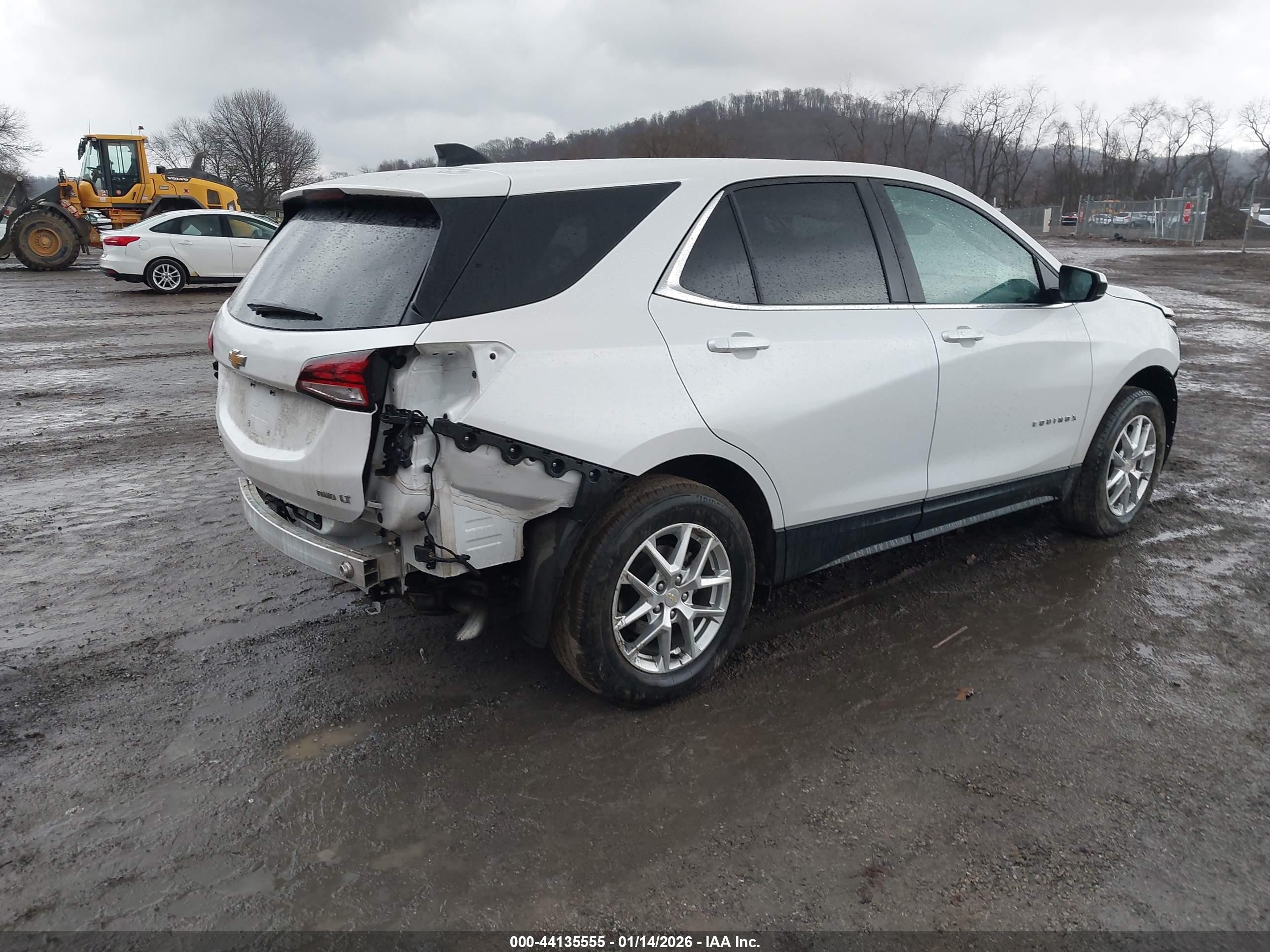 CHEVROLET EQUINOX image 4