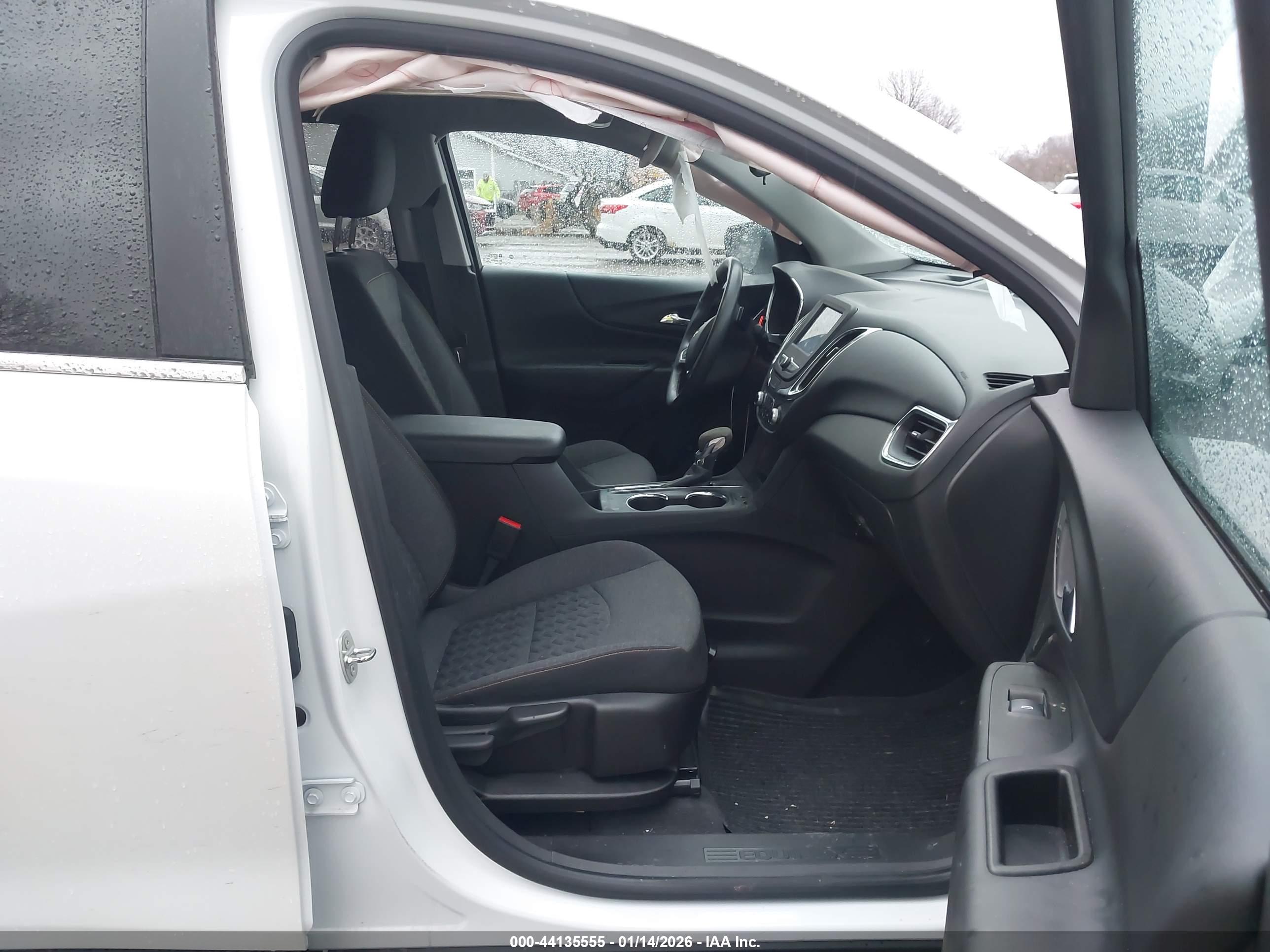 CHEVROLET EQUINOX image 5