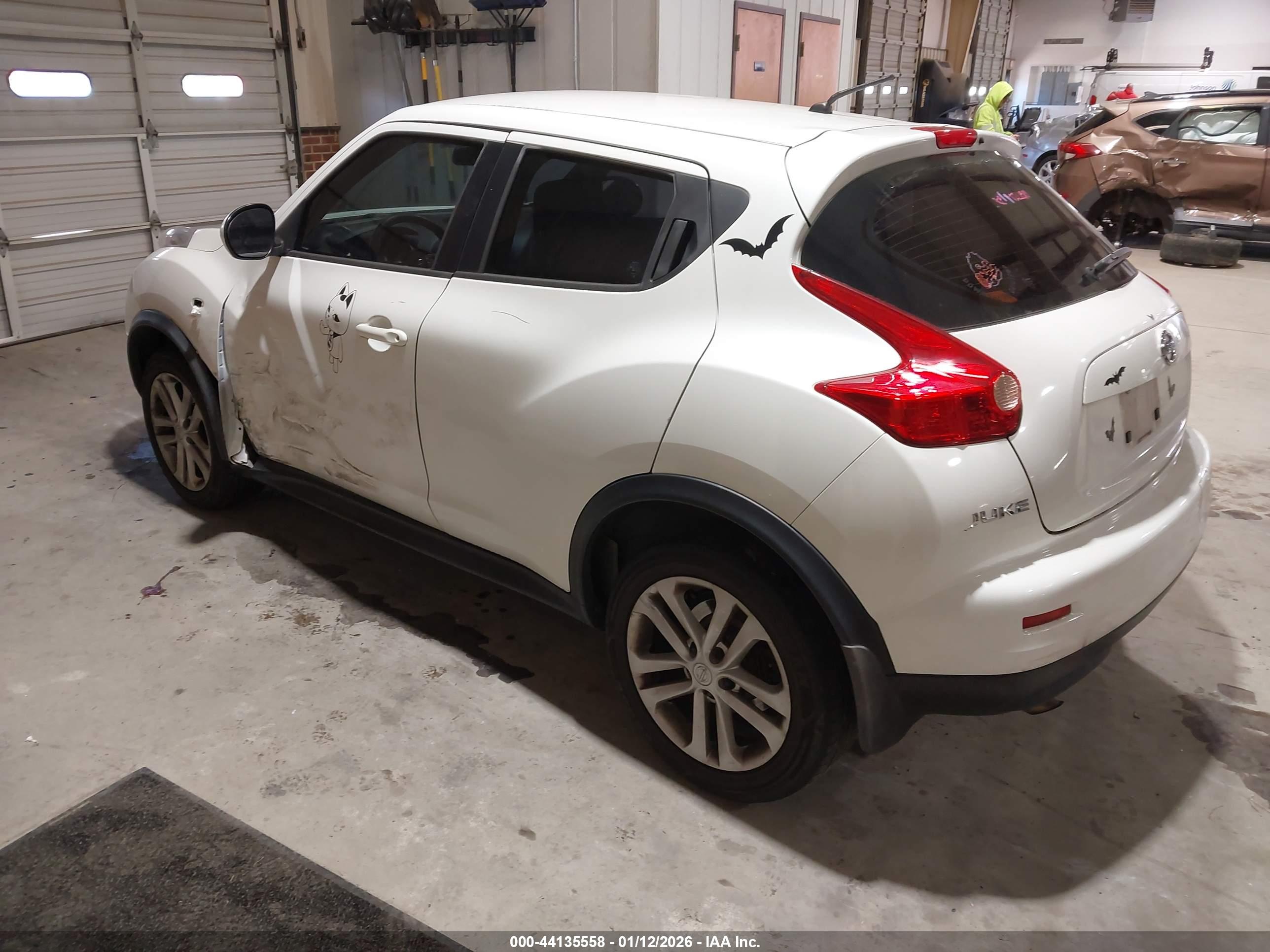 NISSAN JUKE image 3