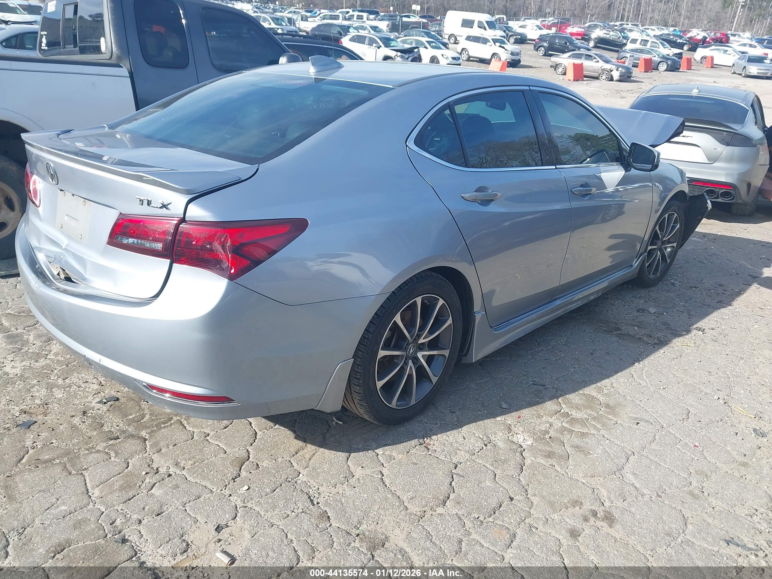 ACURA TLX image 4