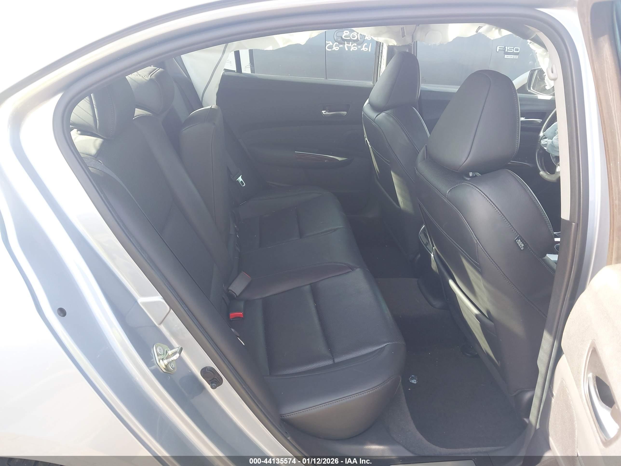 ACURA TLX image 8