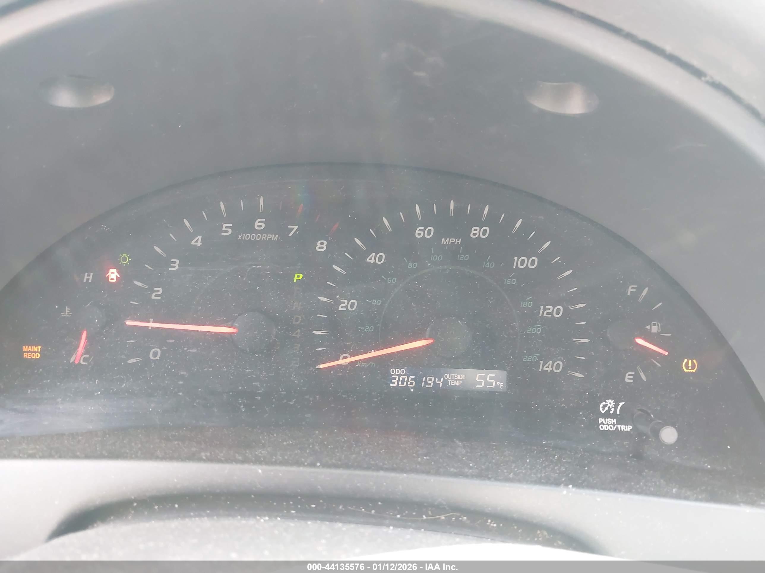 TOYOTA CAMRY image 7