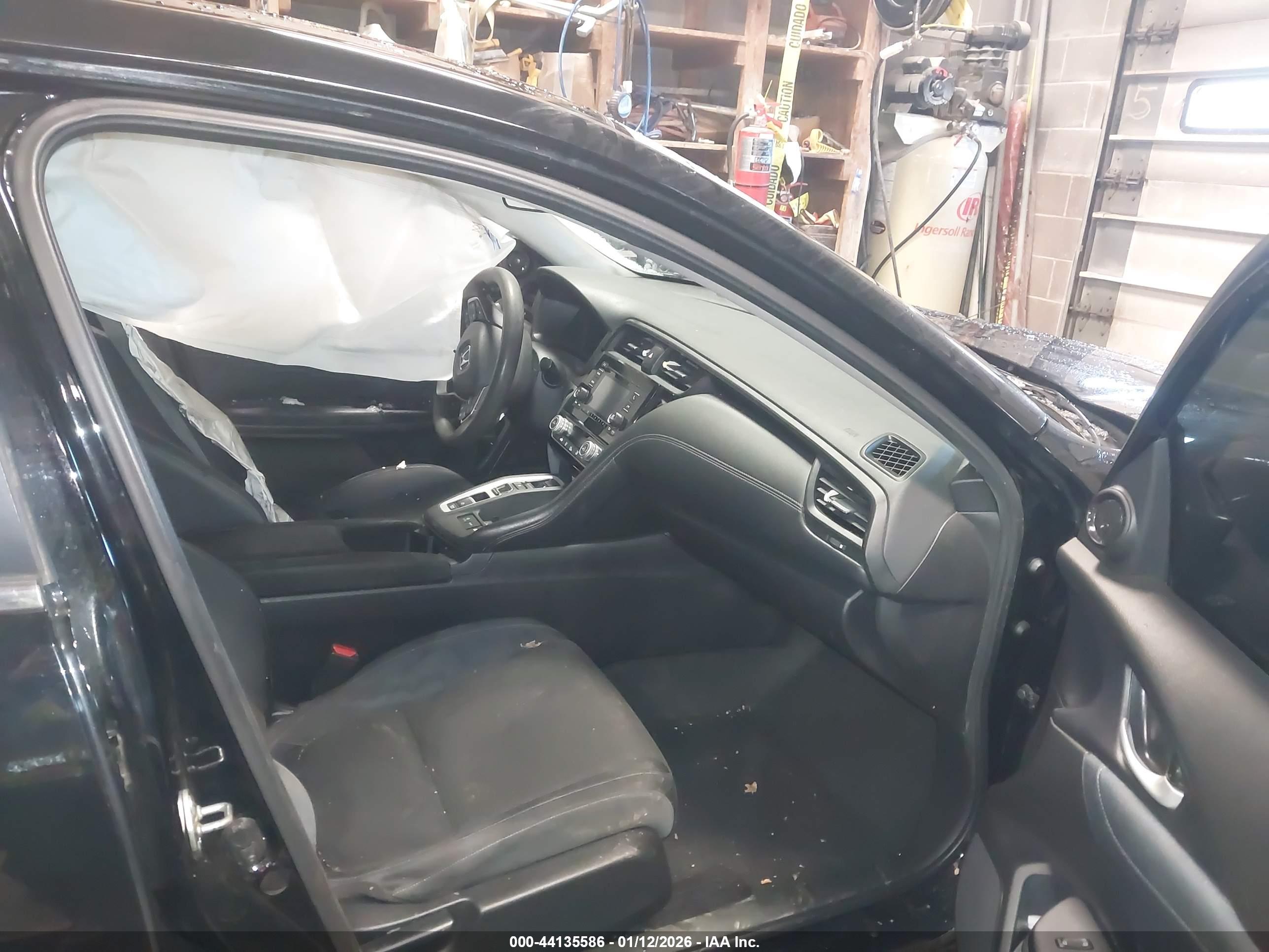 HONDA INSIGHT image 5