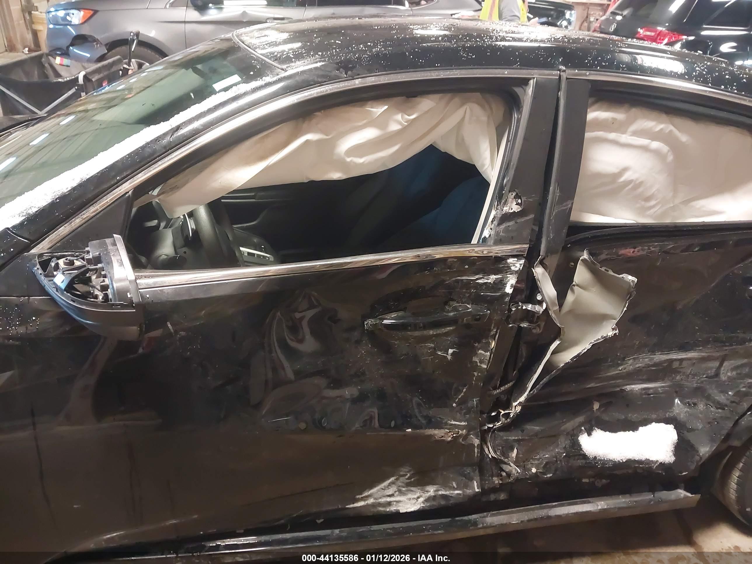 HONDA INSIGHT image 6