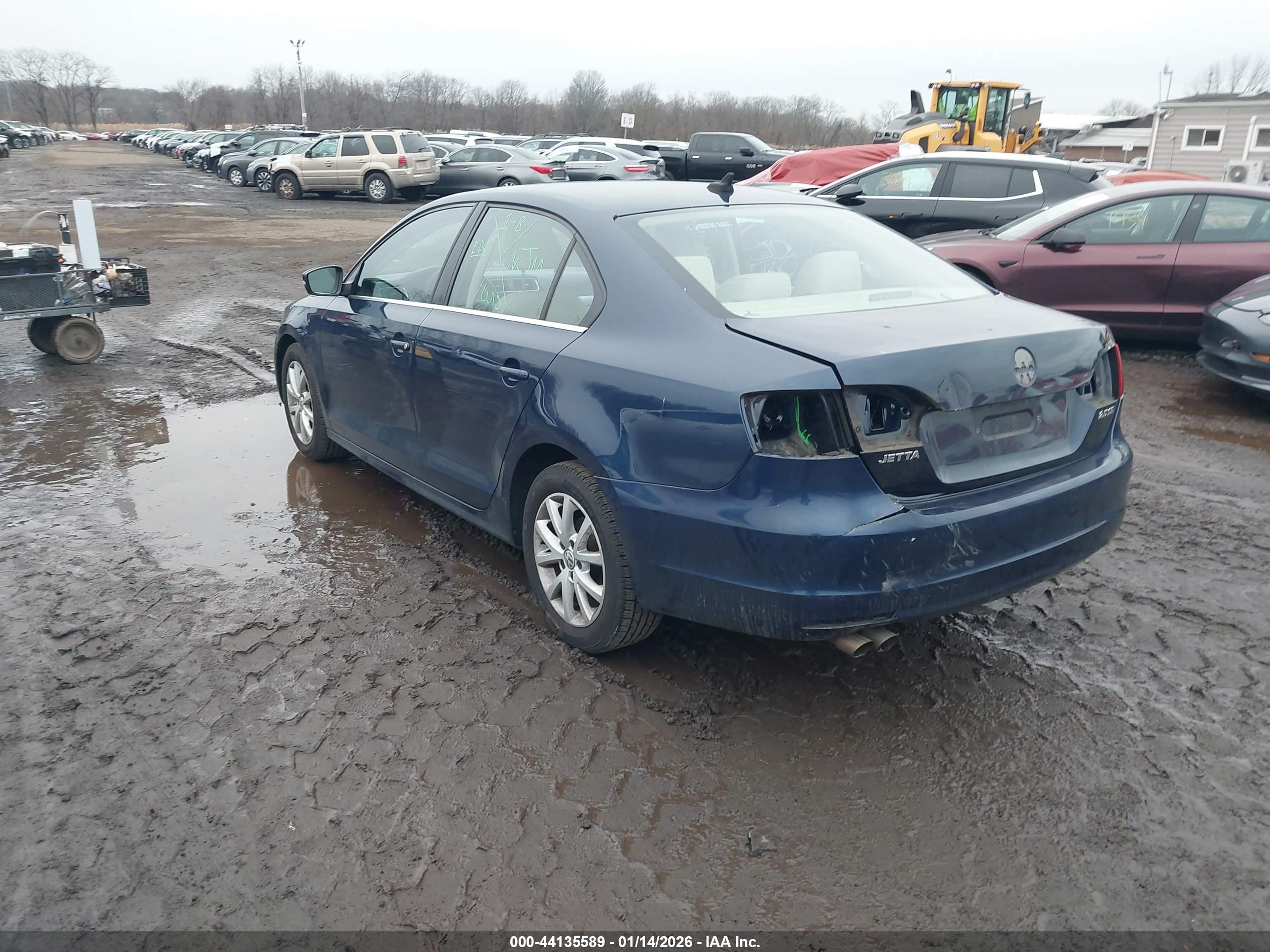 VOLKSWAGEN JETTA image 3