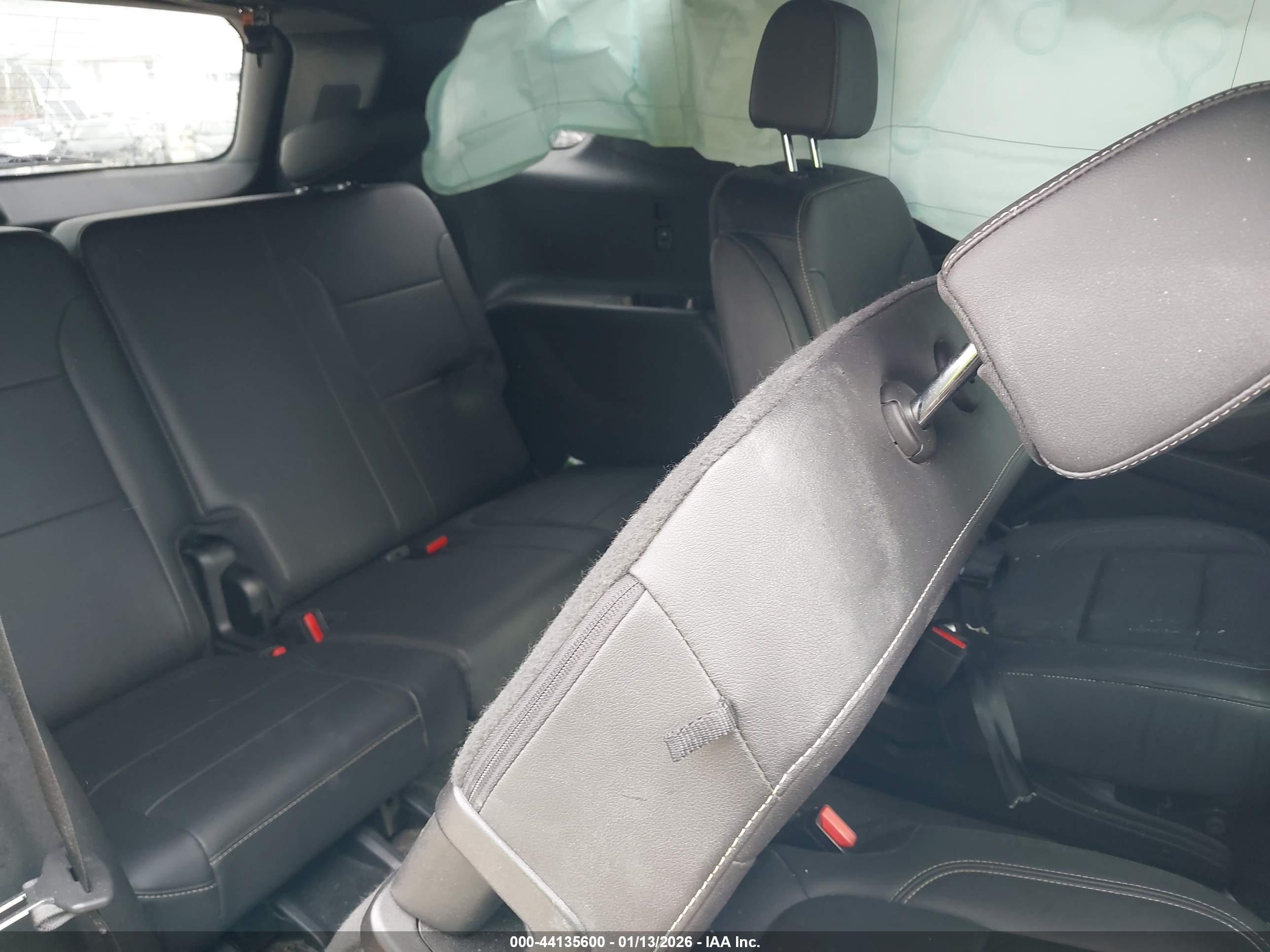 CHEVROLET TRAVERSE image 8