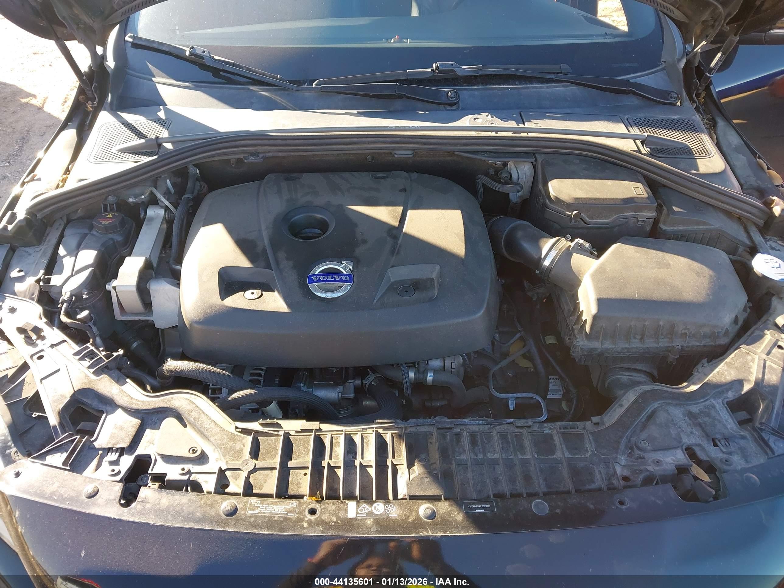 VOLVO S60 image 10
