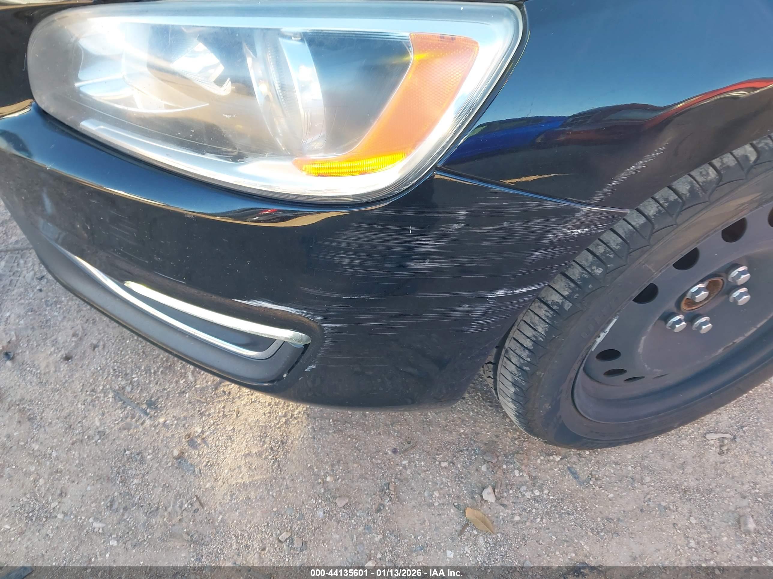 VOLVO S60 image 6