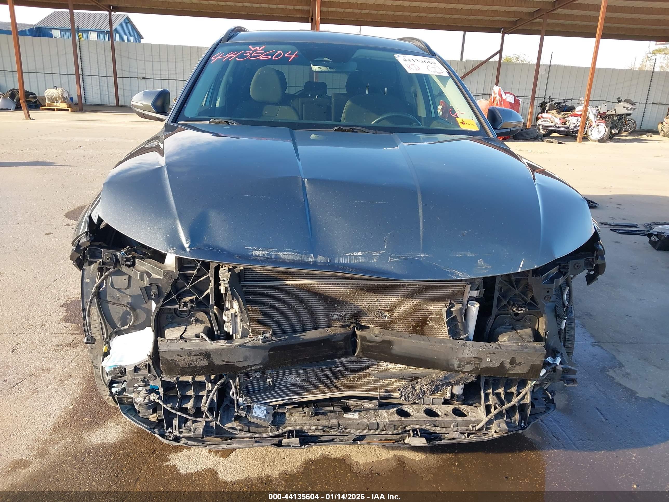 HYUNDAI TUCSON image 6