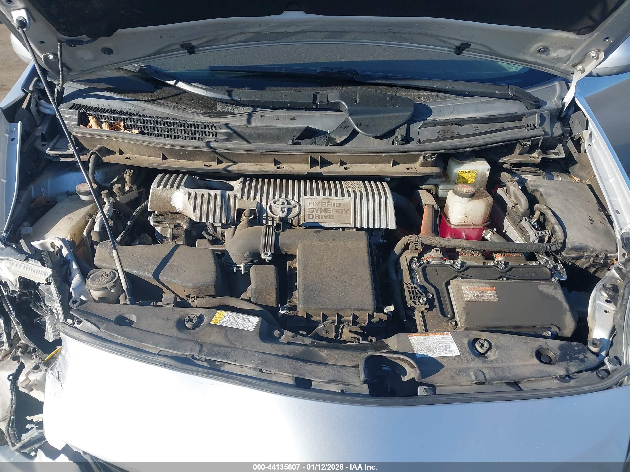 TOYOTA PRIUS image 10