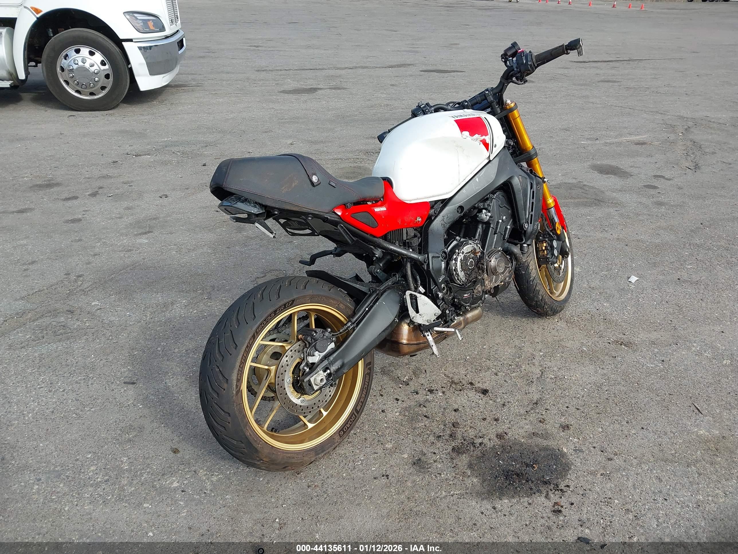 YAMAHA MTM890 image 4