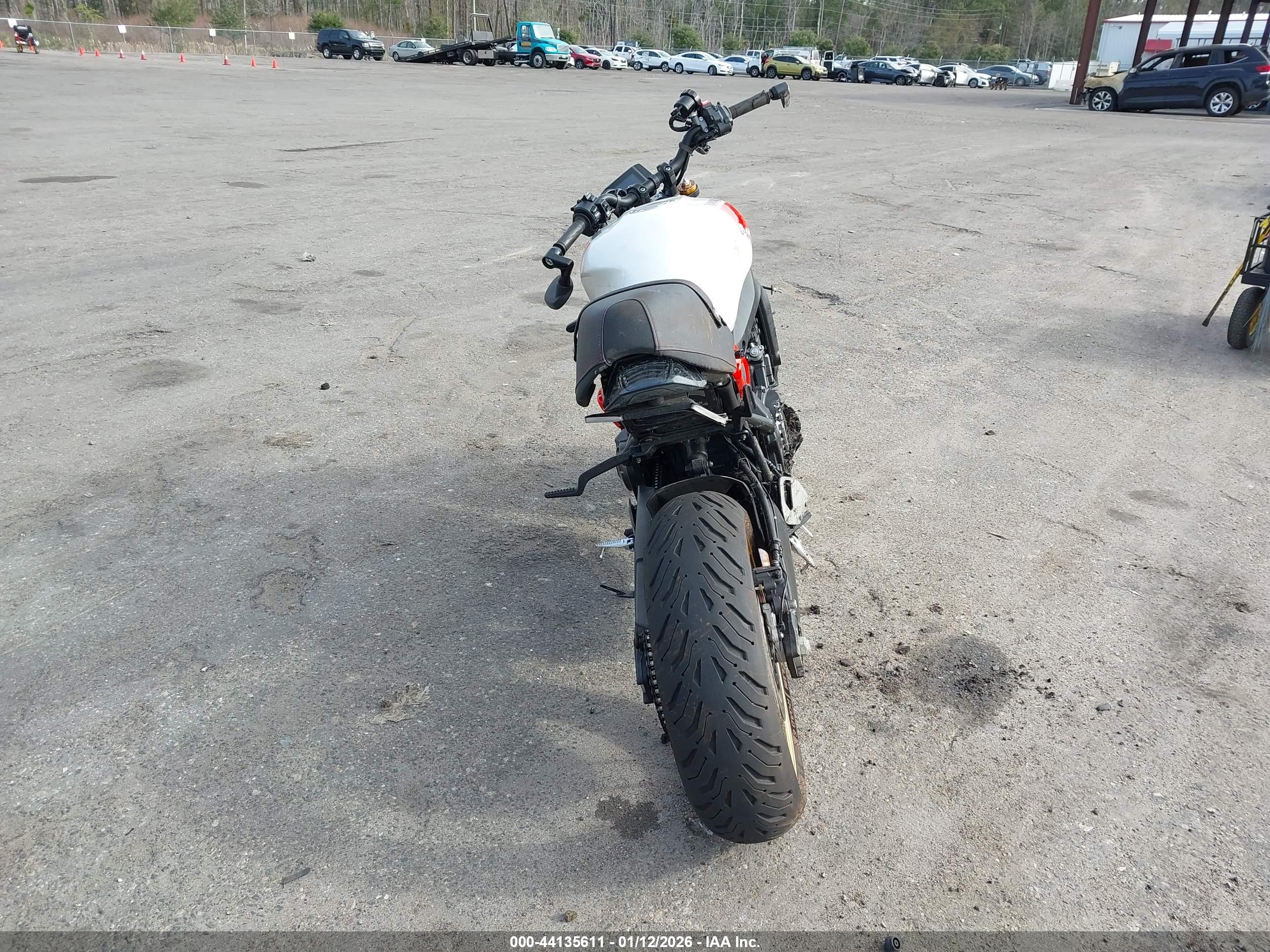 YAMAHA MTM890 image 6