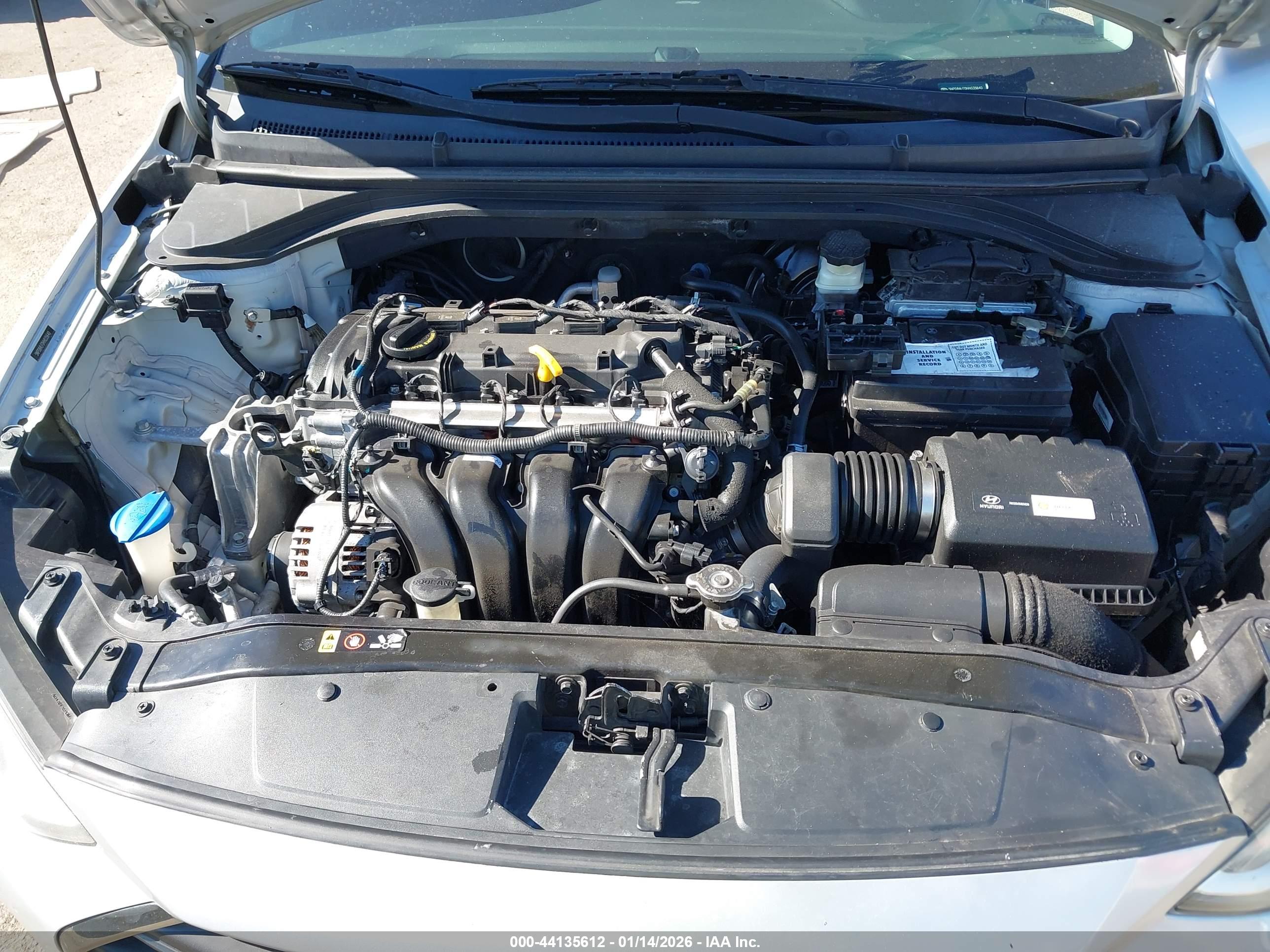 HYUNDAI ELANTRA image 10