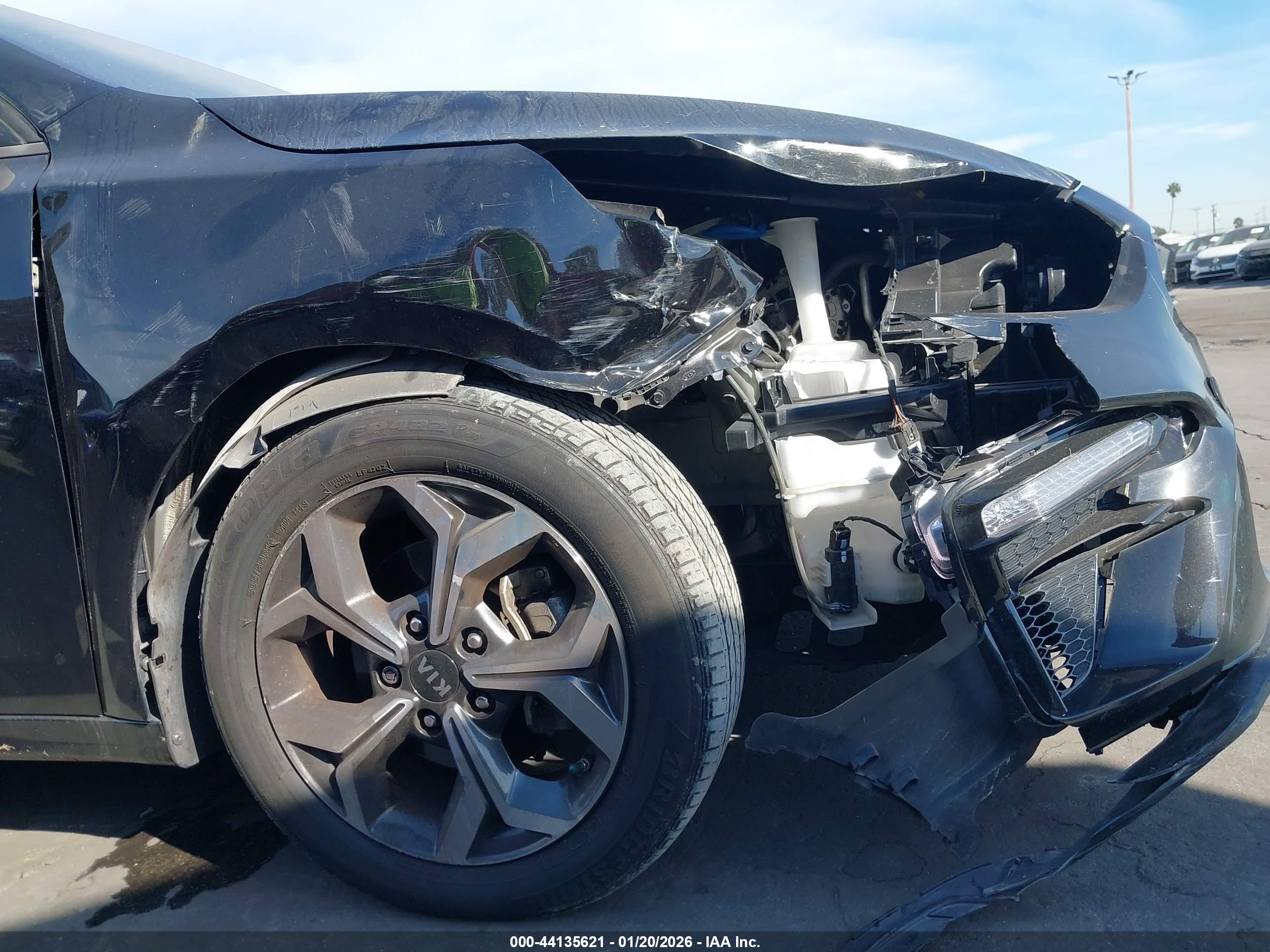 KIA FORTE image 6