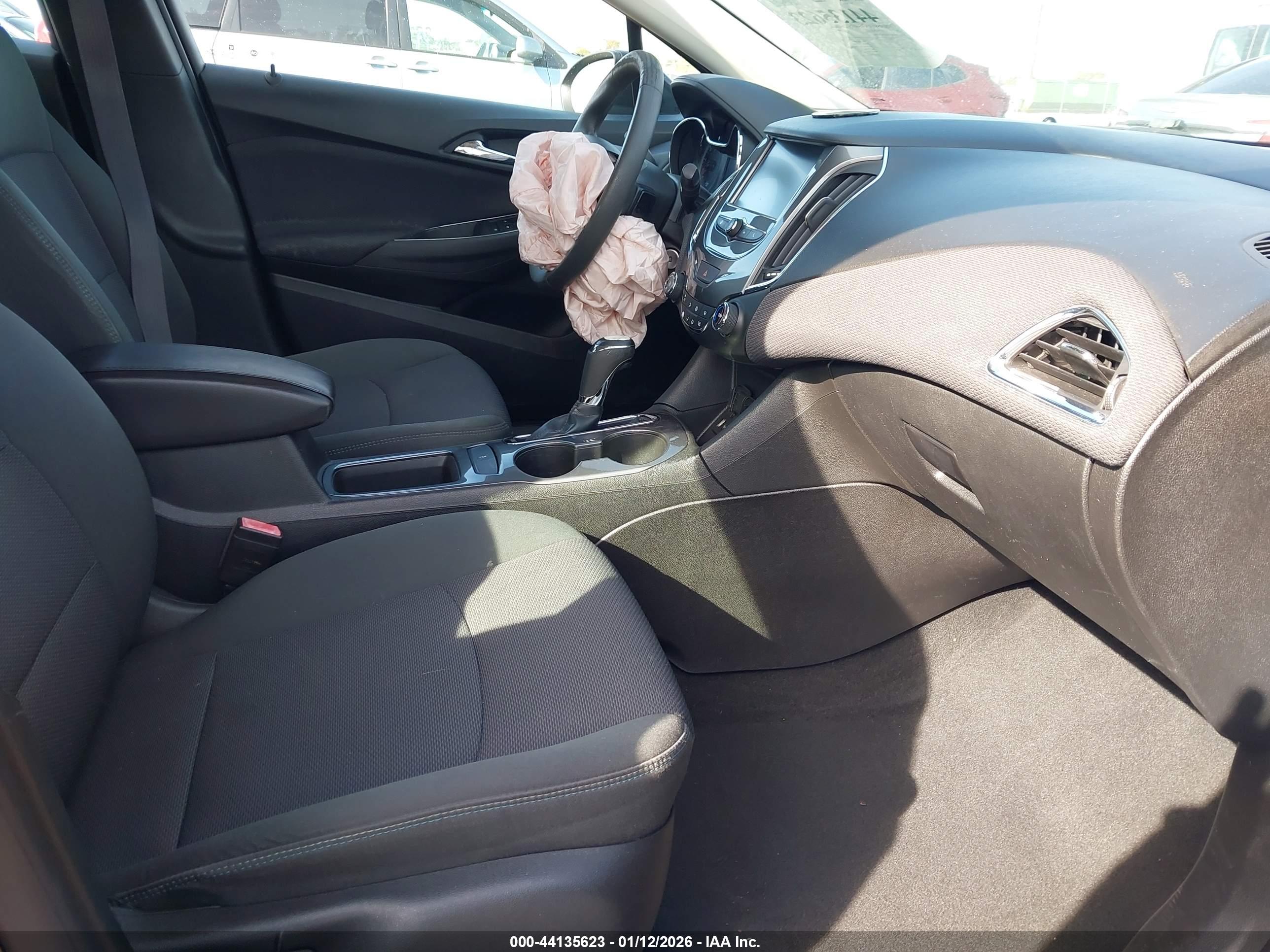 CHEVROLET CRUZE image 5