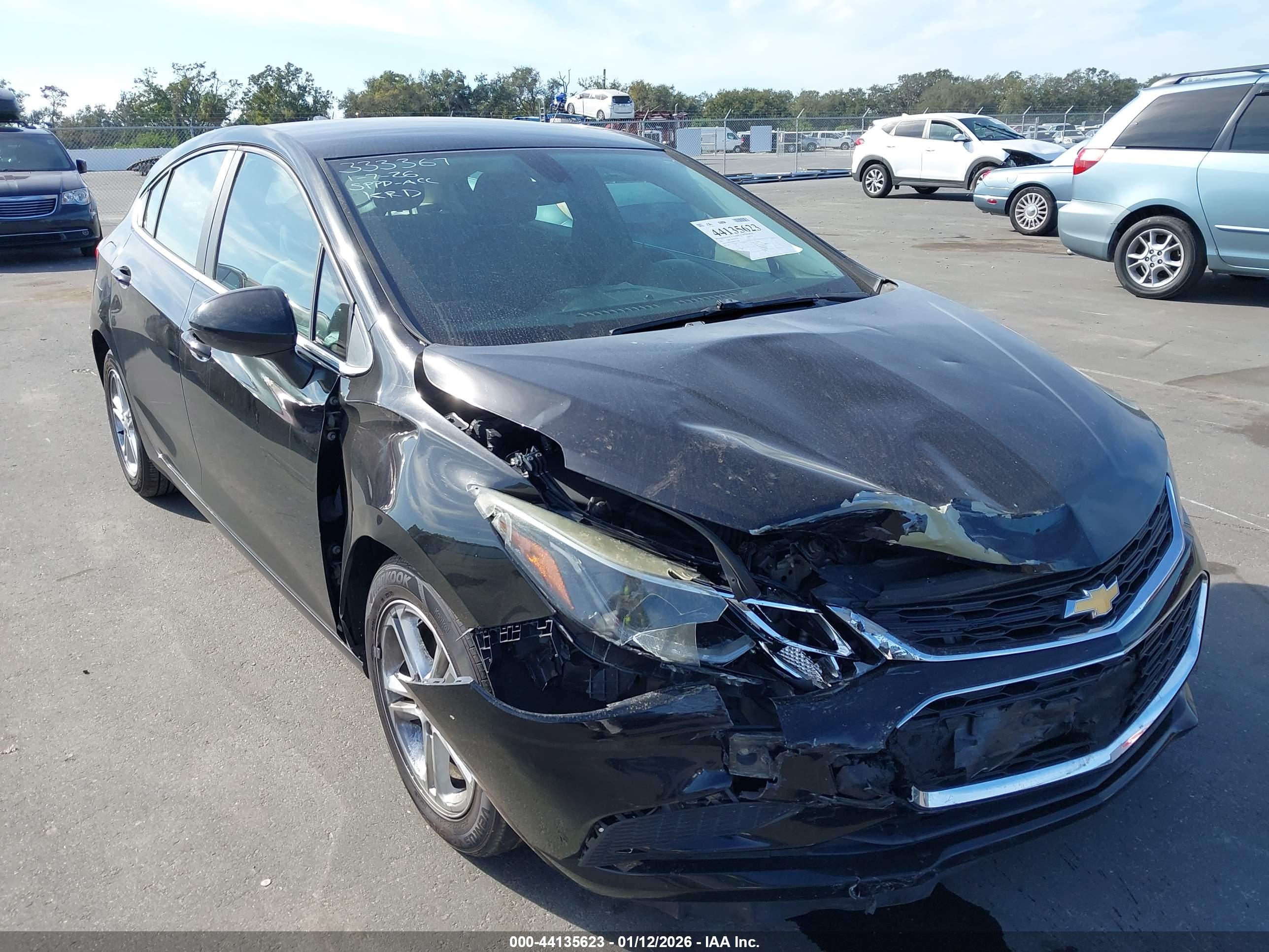 CHEVROLET CRUZE image 6
