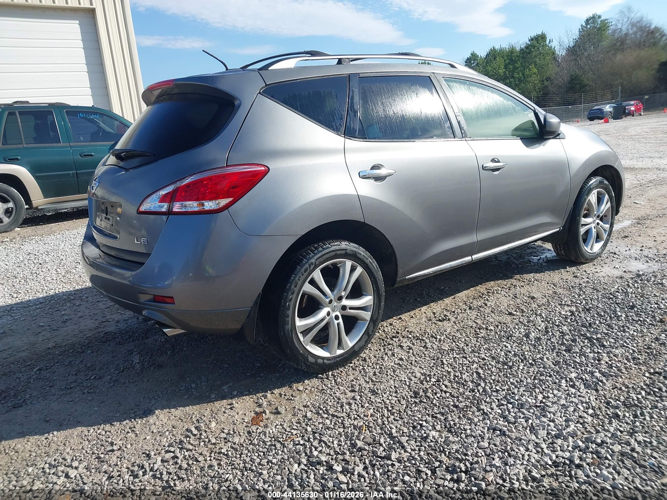 NISSAN MURANO image 4