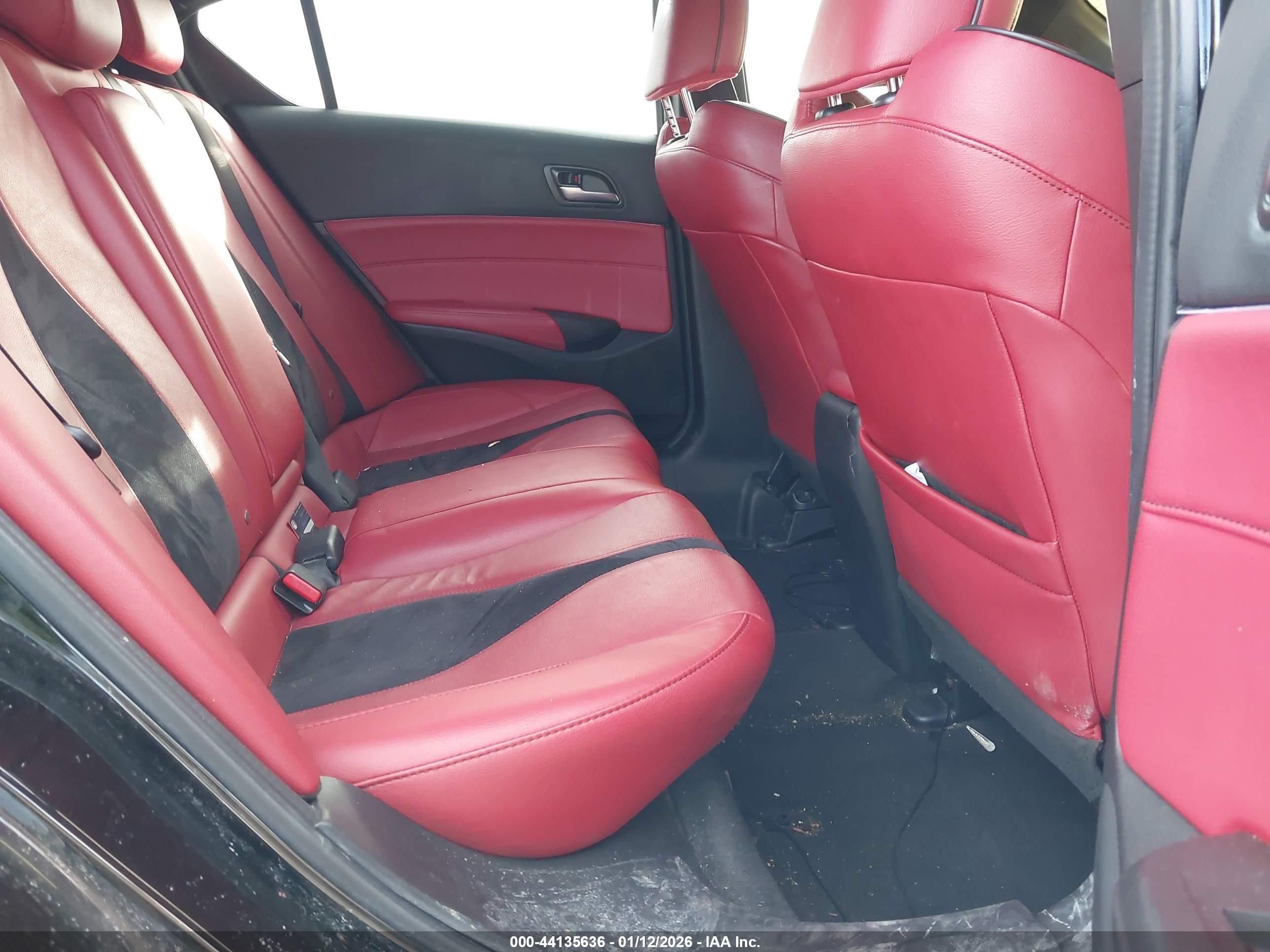 ACURA ILX image 8