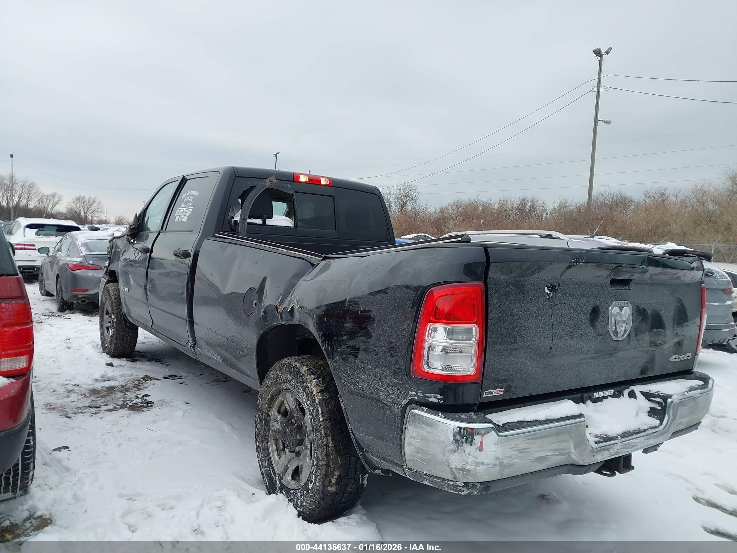 RAM 3500 image 3