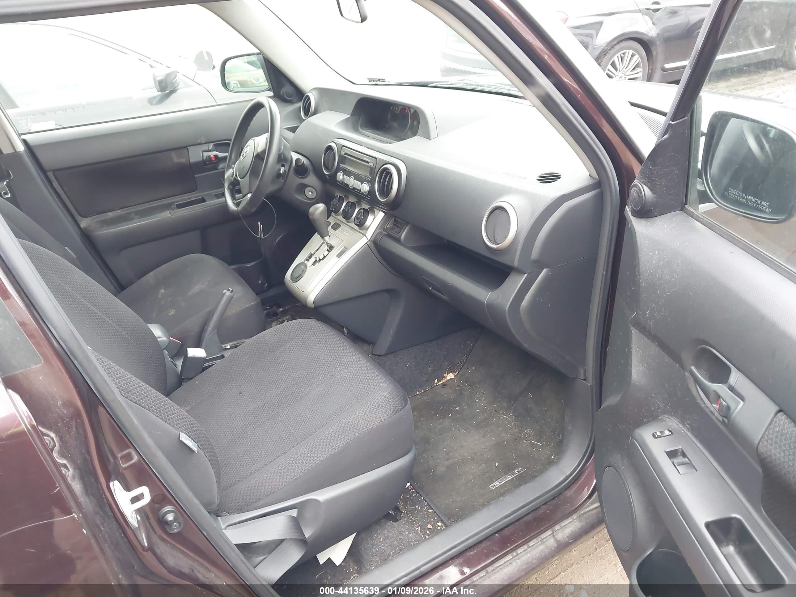 SCION XB image 5
