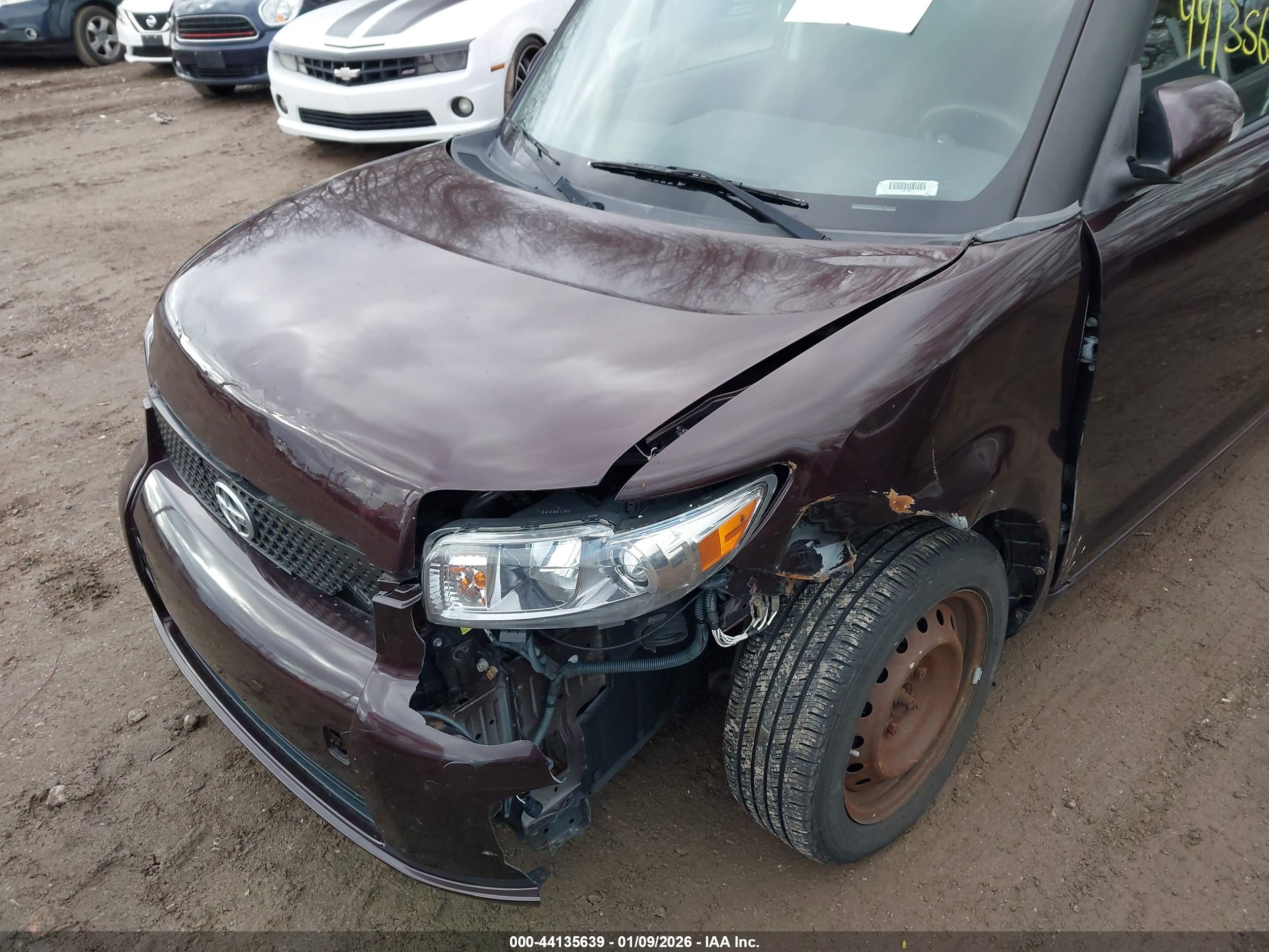SCION XB image 6