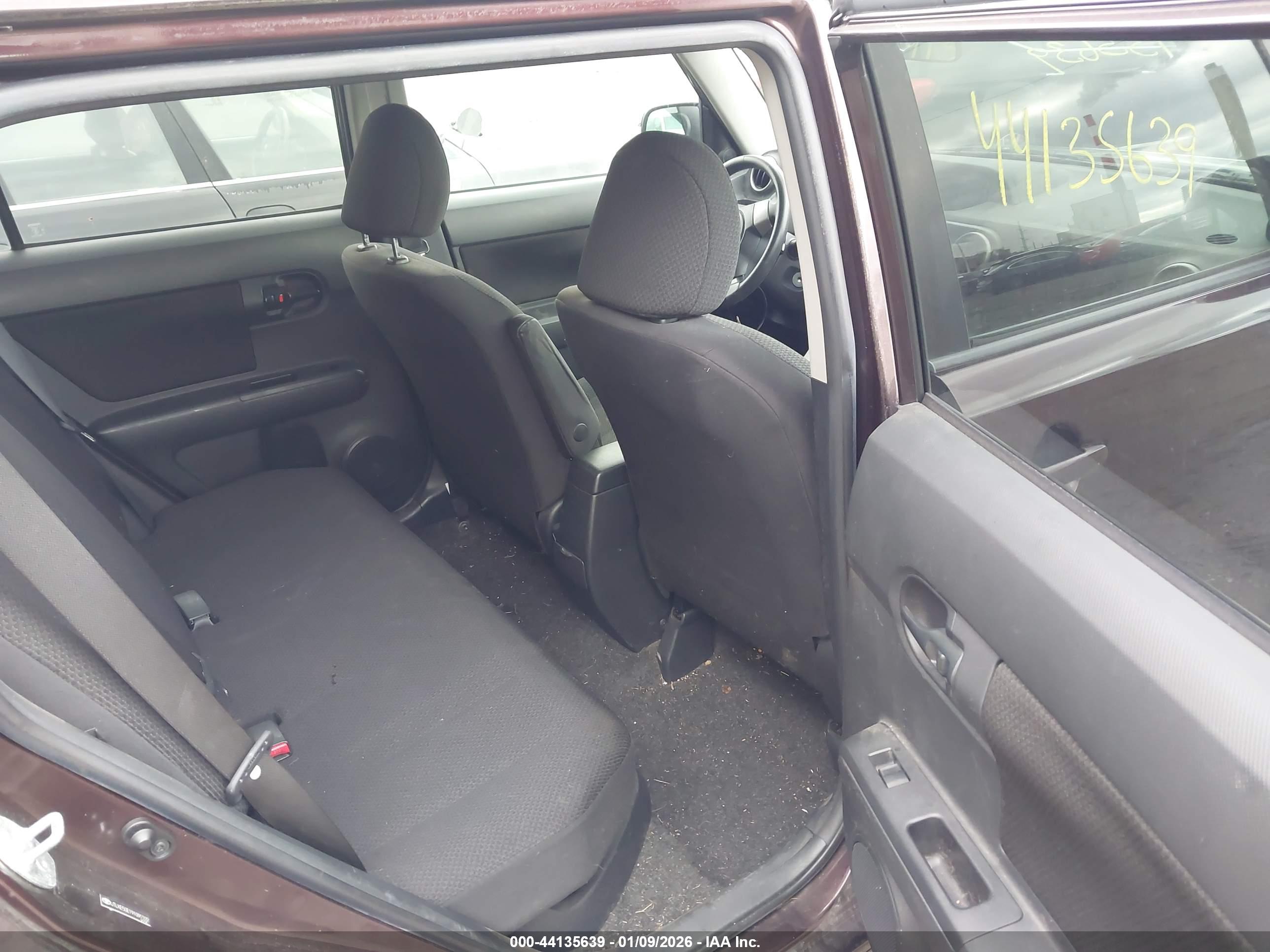 SCION XB image 8