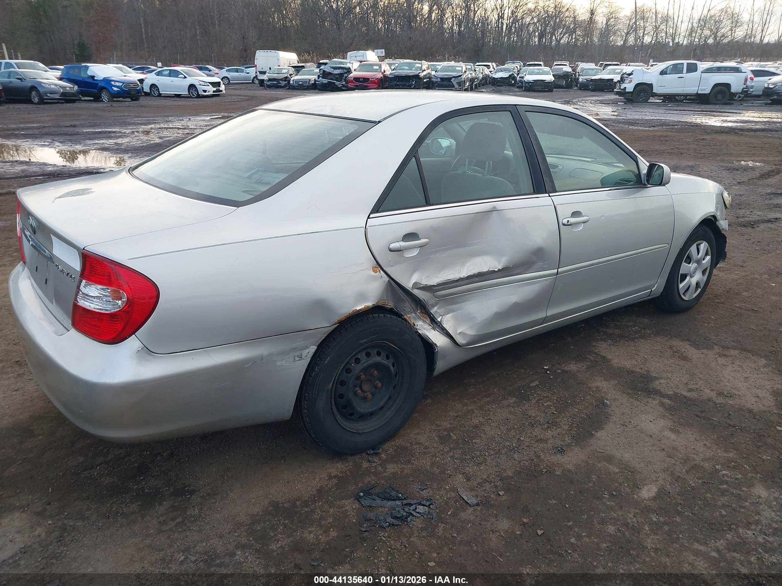 TOYOTA CAMRY image 6