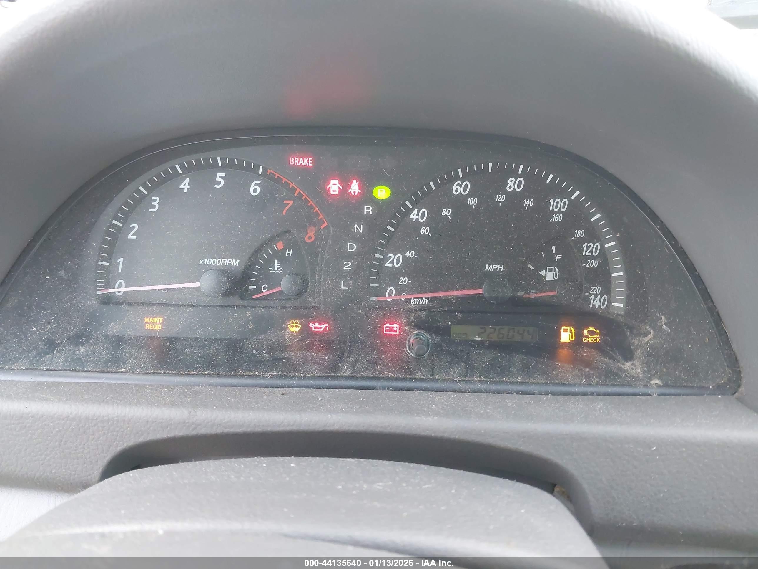 TOYOTA CAMRY image 7