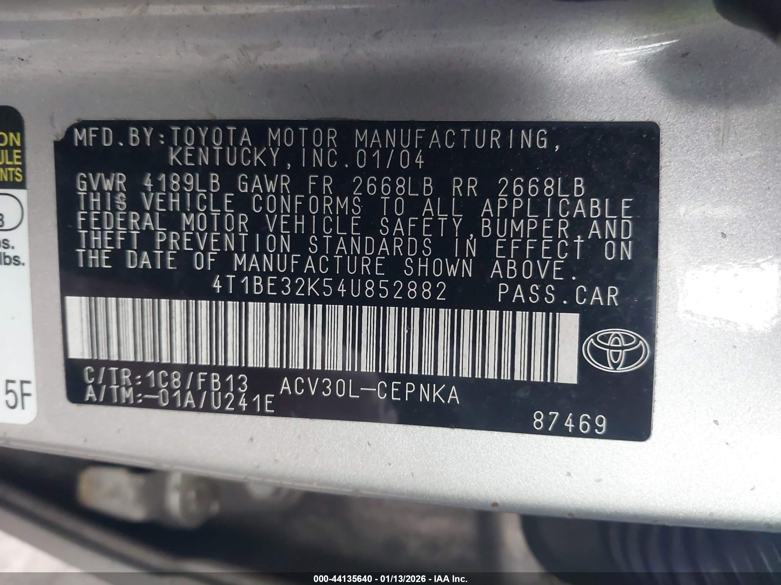 TOYOTA CAMRY image 9