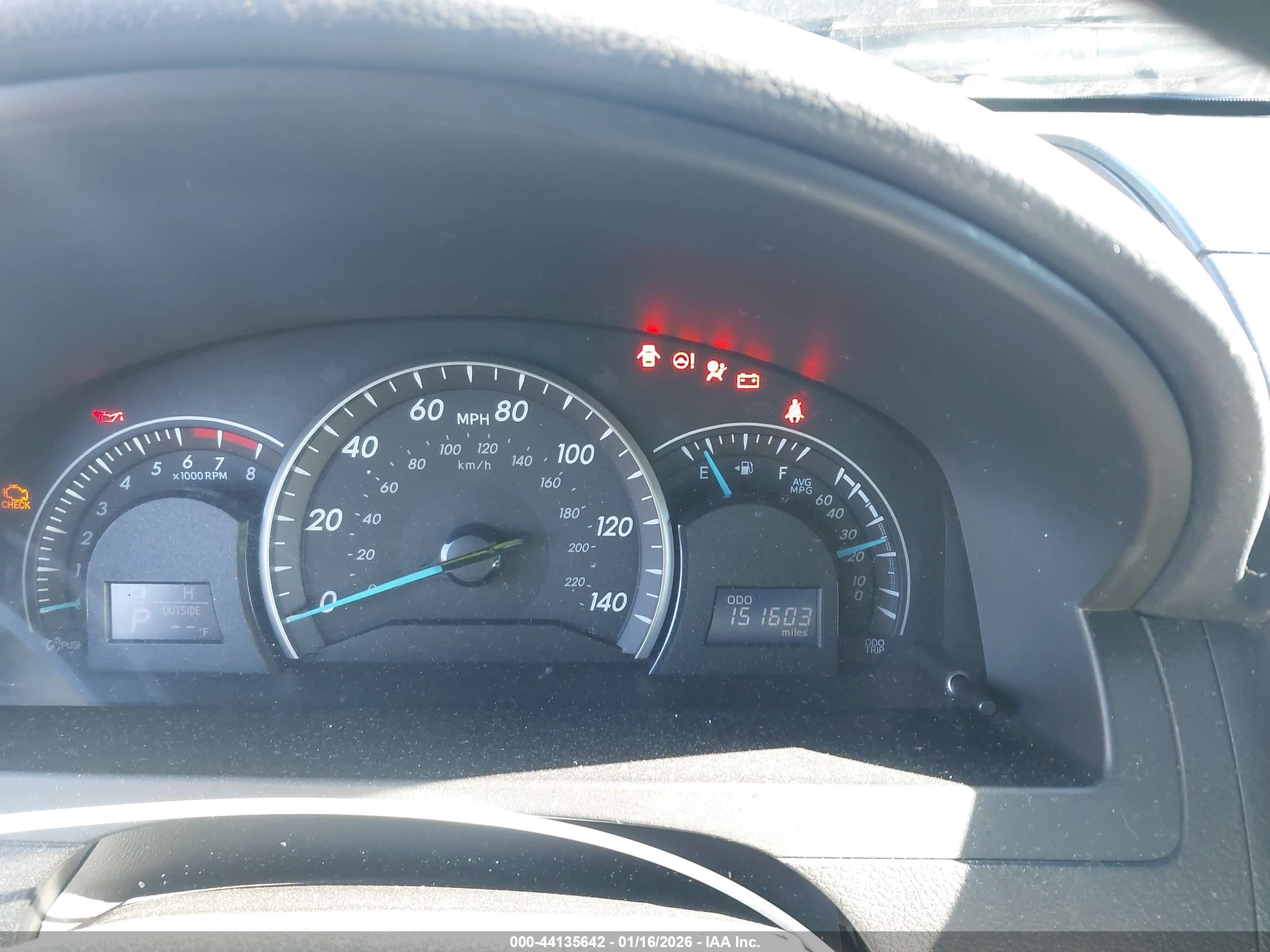 TOYOTA CAMRY image 7