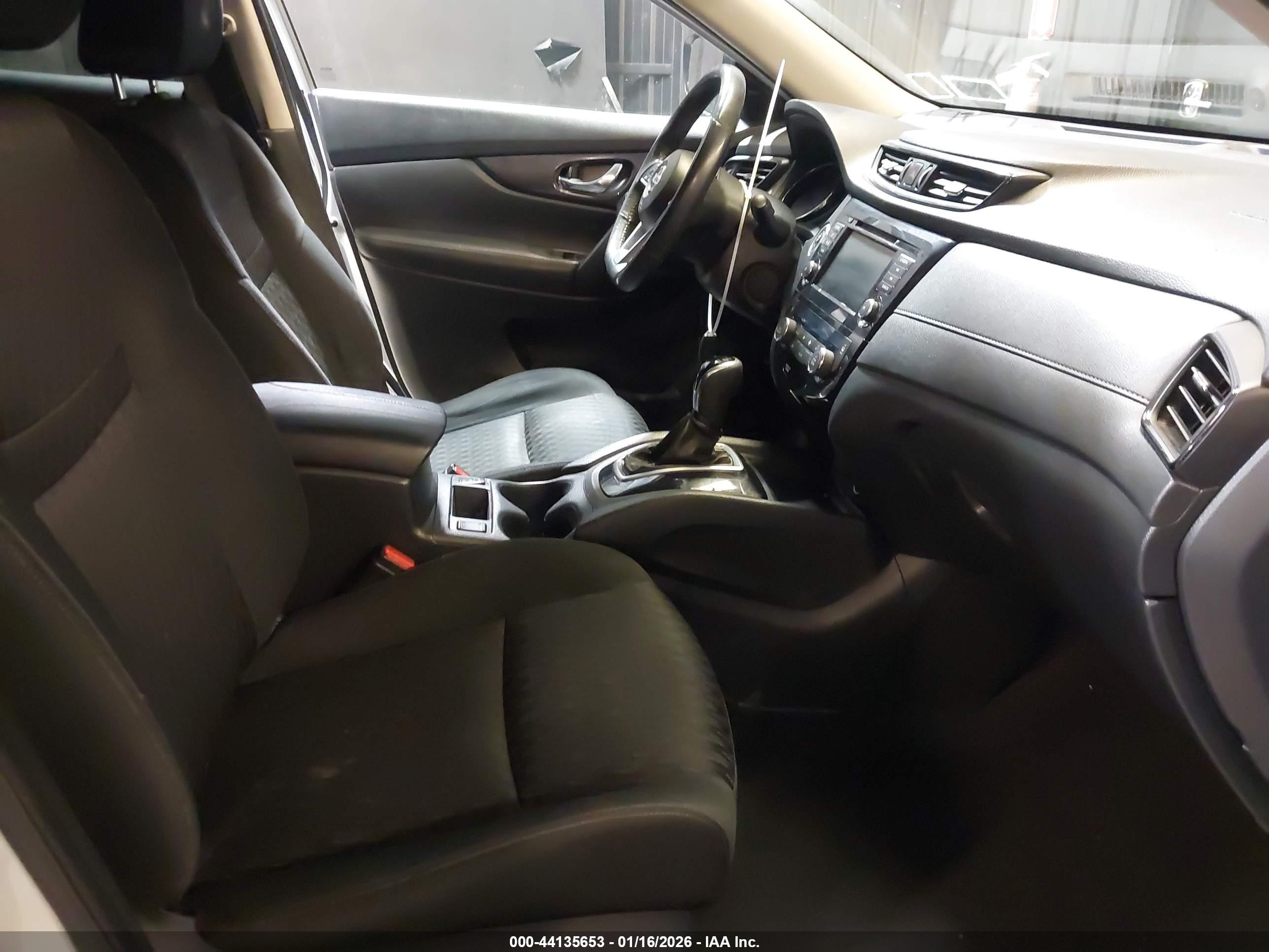 NISSAN ROGUE image 5