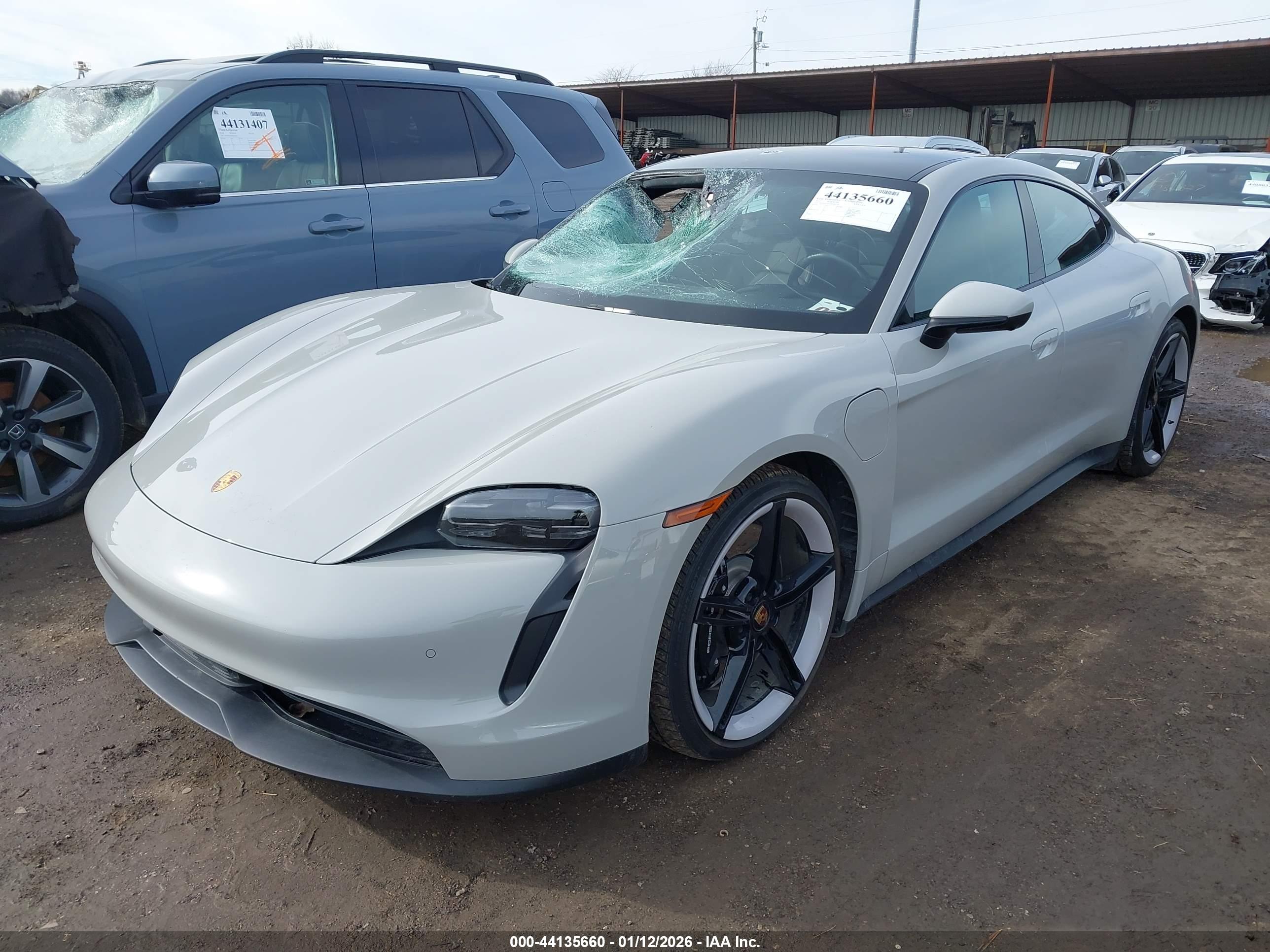 PORSCHE TAYCAN image 2