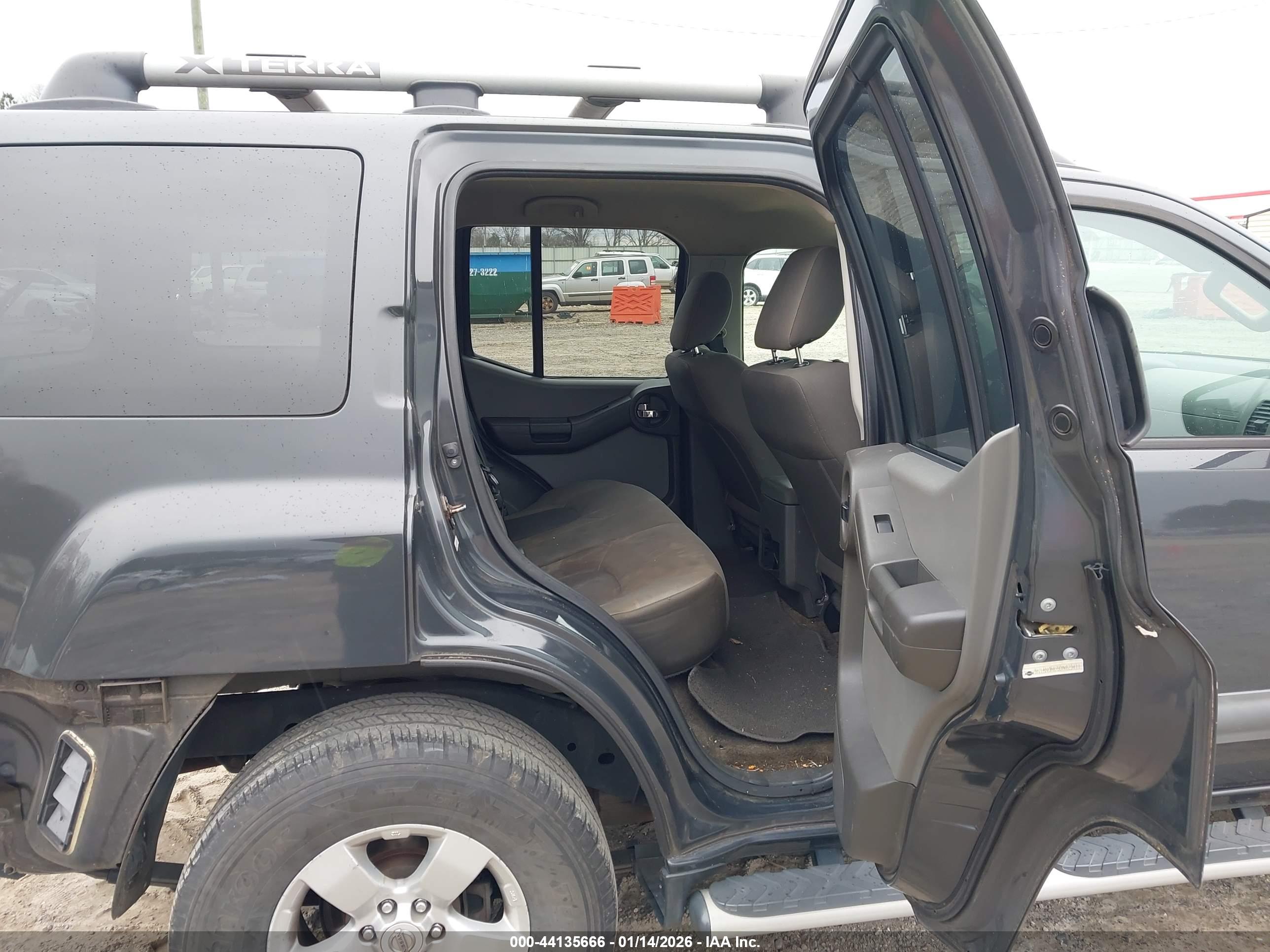 NISSAN XTERRA image 8