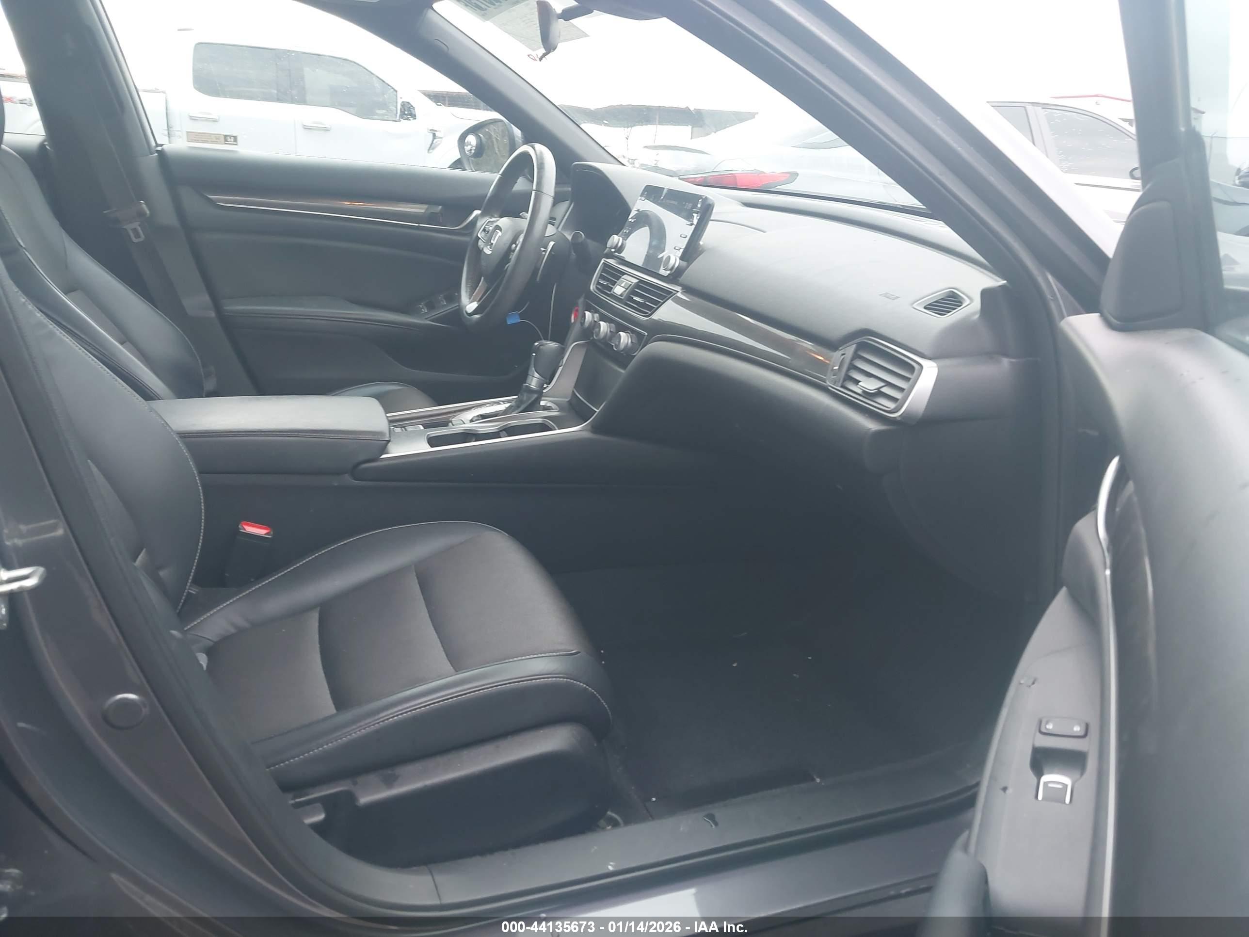 HONDA ACCORD image 5