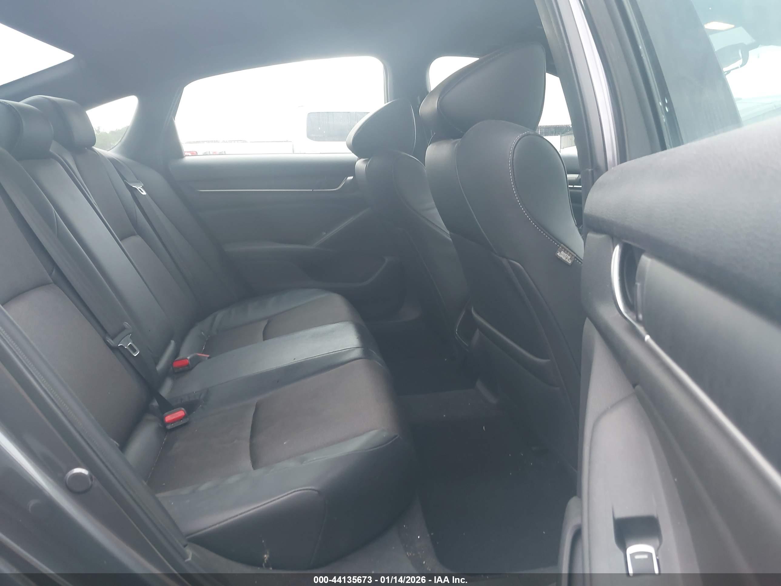 HONDA ACCORD image 8