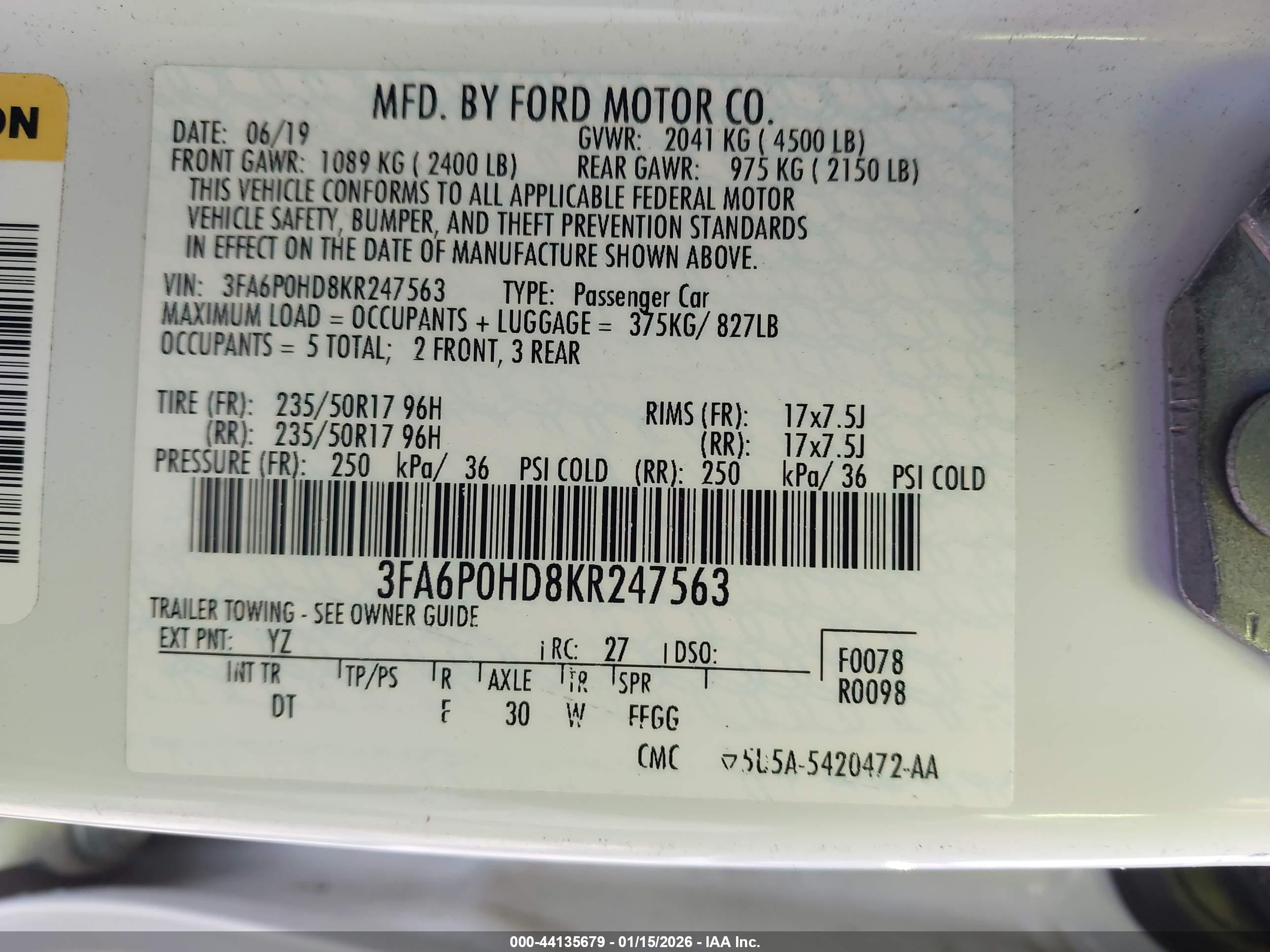 FORD FUSION image 9