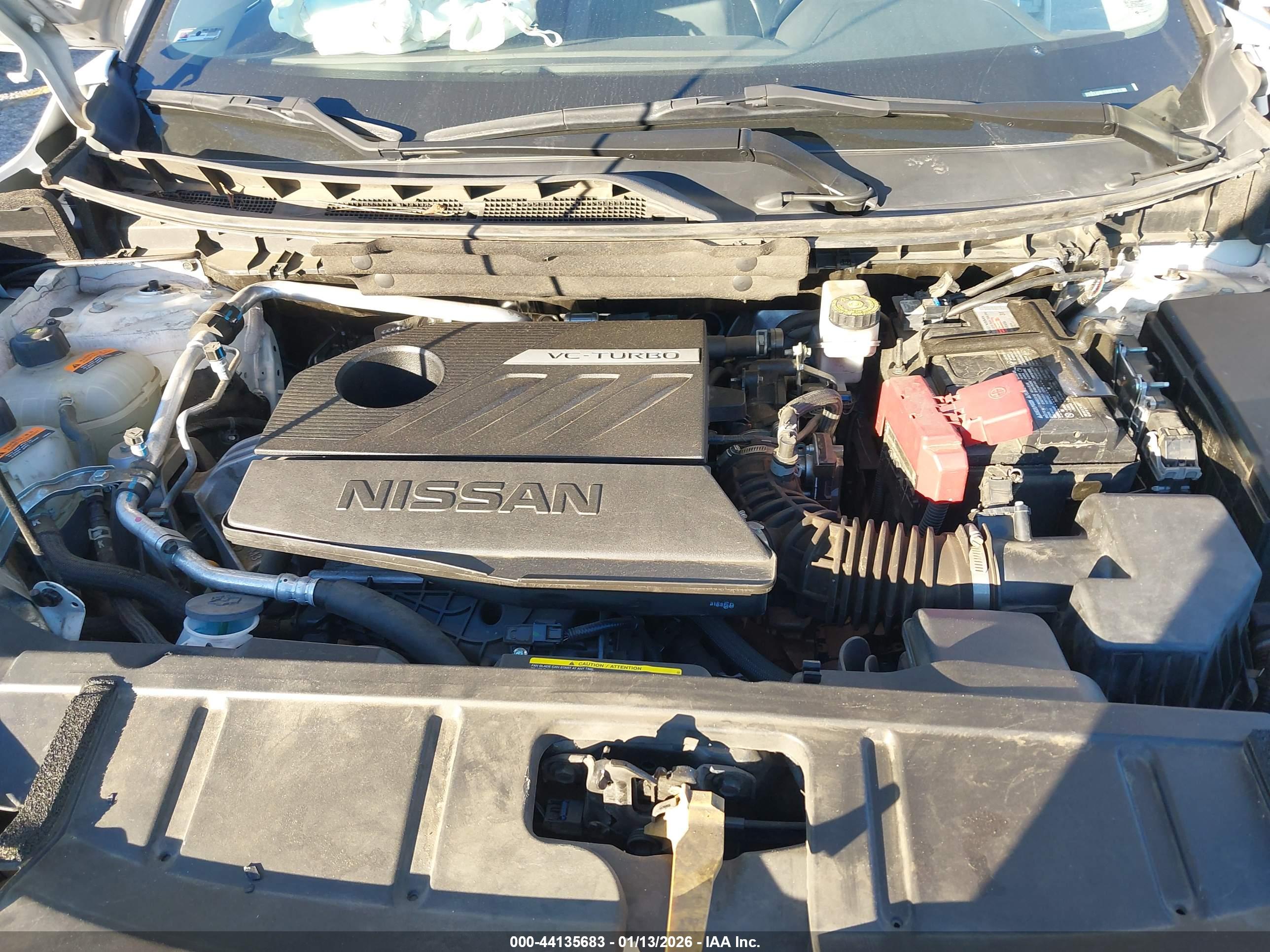 NISSAN ROGUE image 10