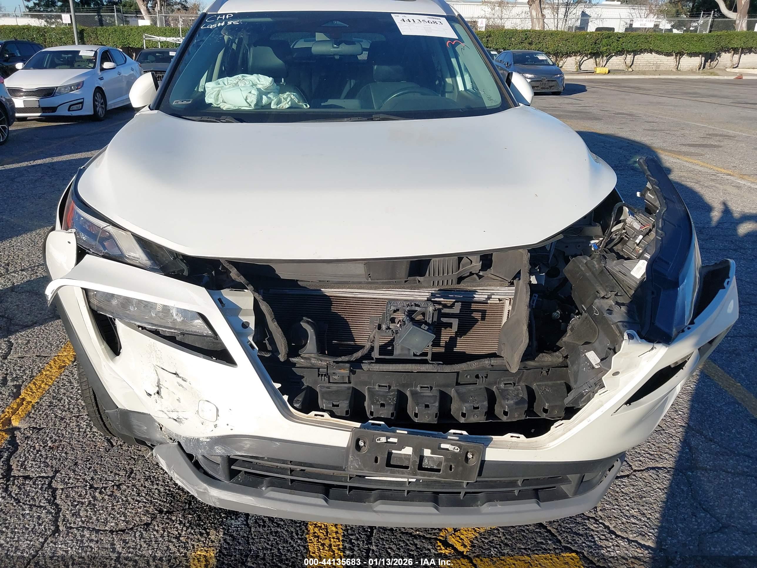 NISSAN ROGUE image 6