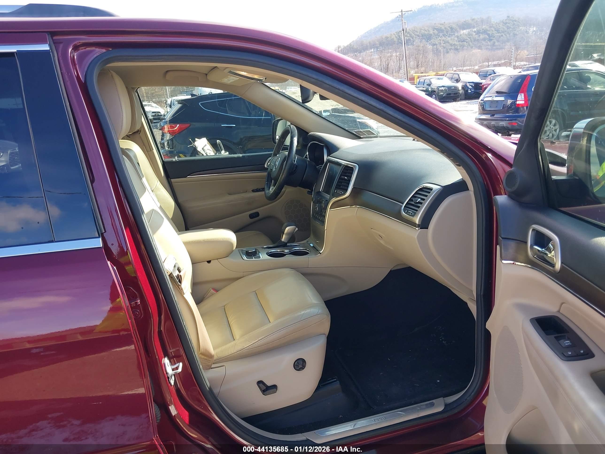 JEEP GRAND image 5