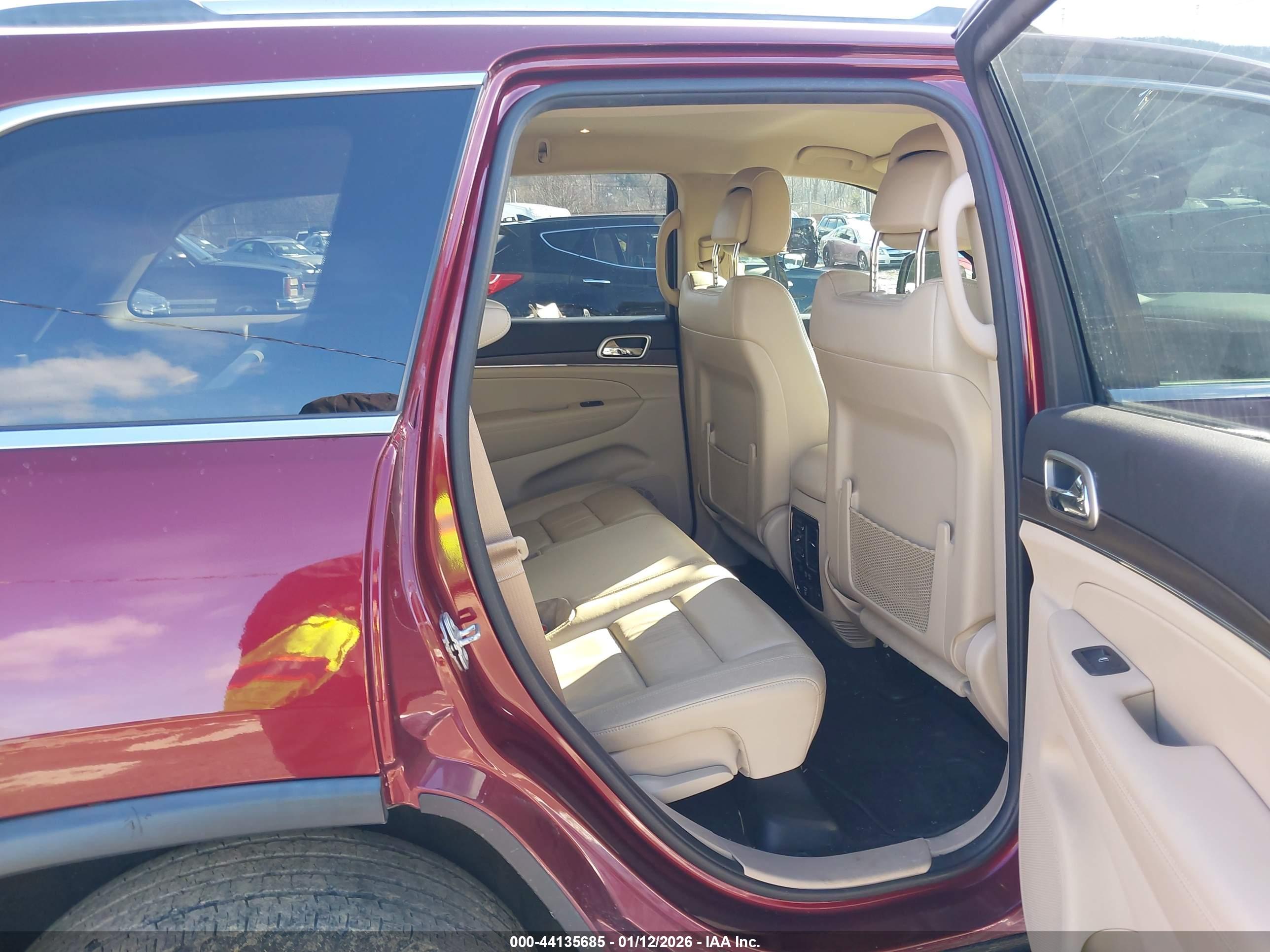 JEEP GRAND image 8