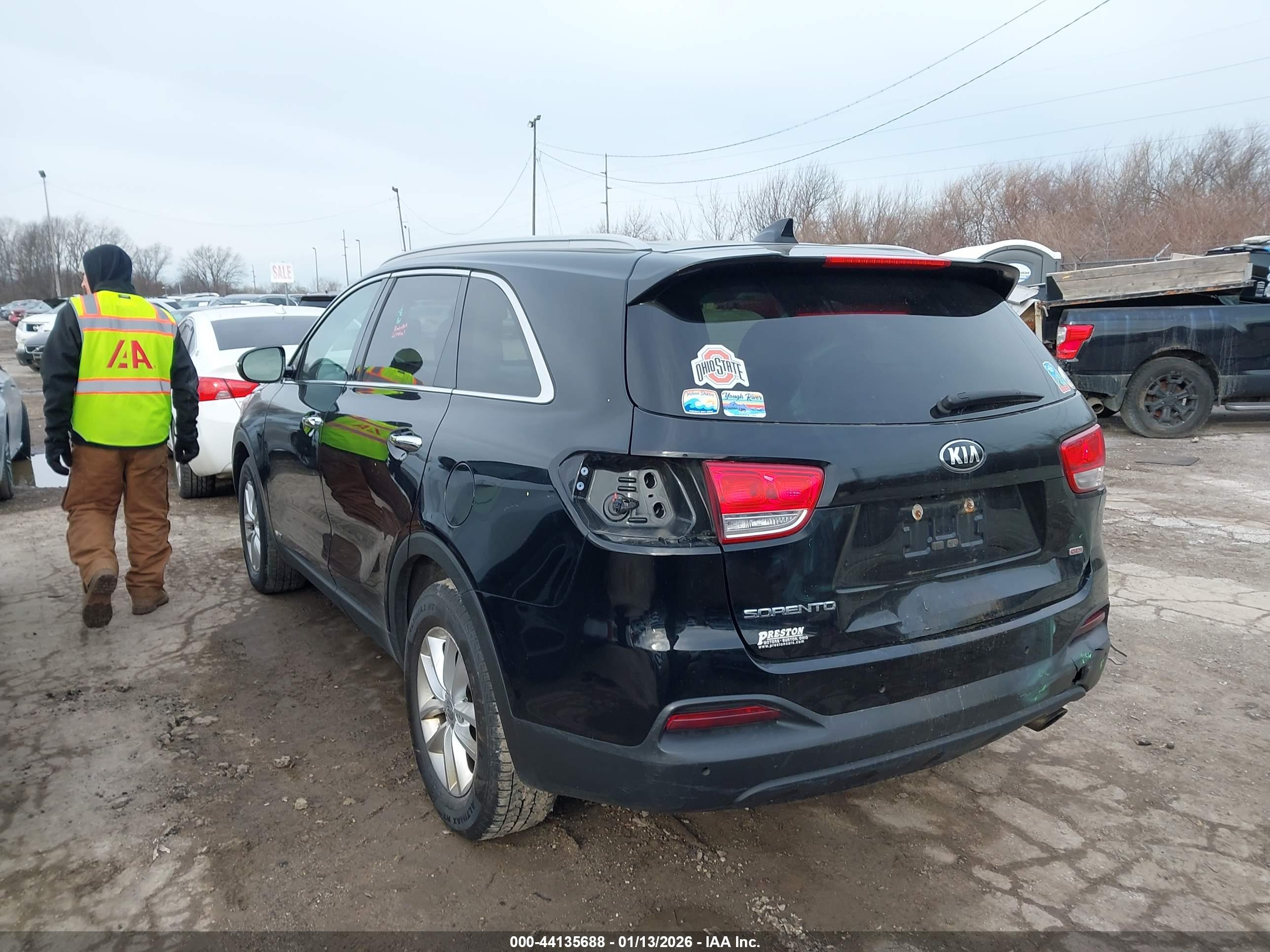 KIA SORENTO image 3