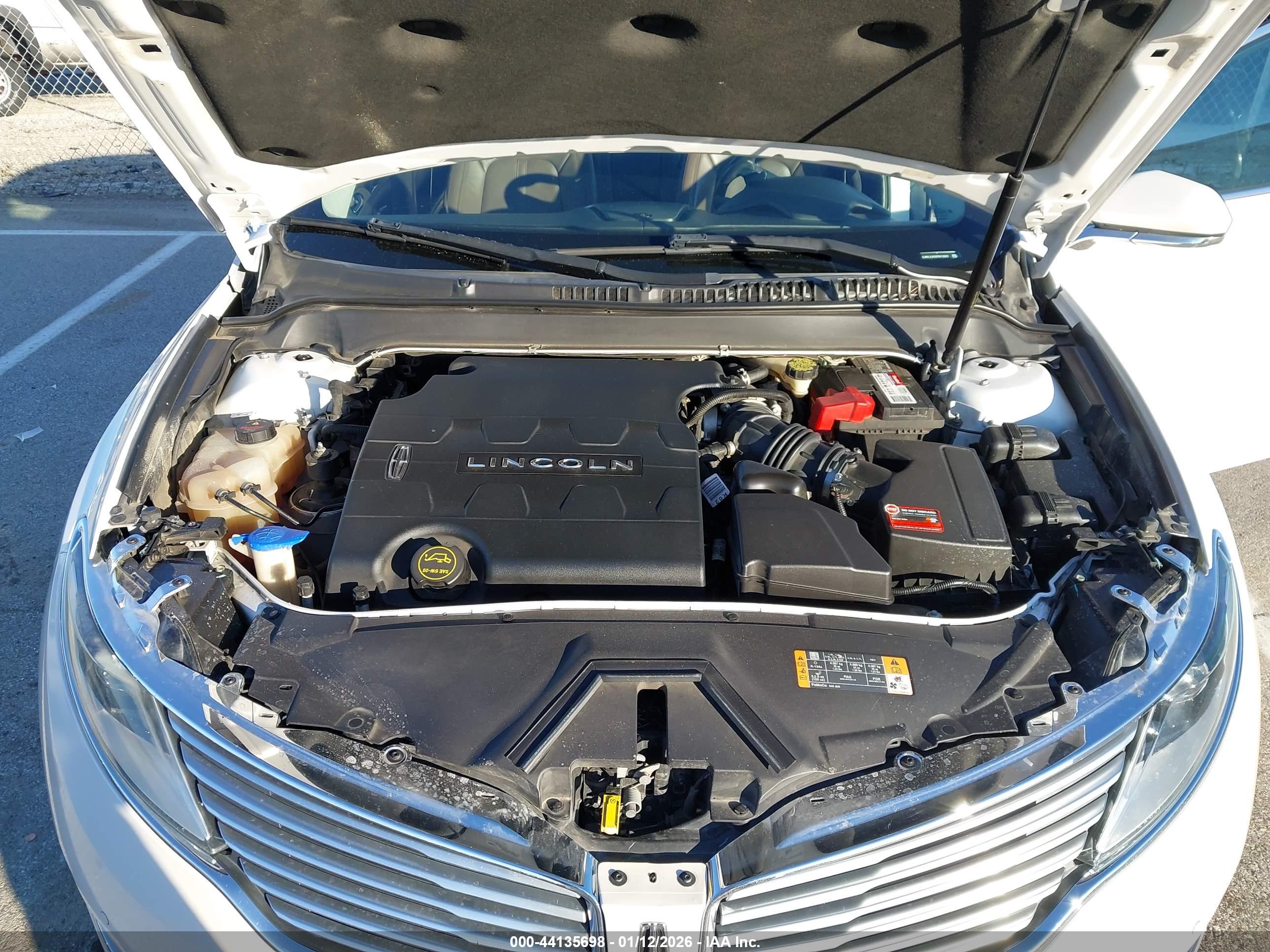 LINCOLN MKZ image 10