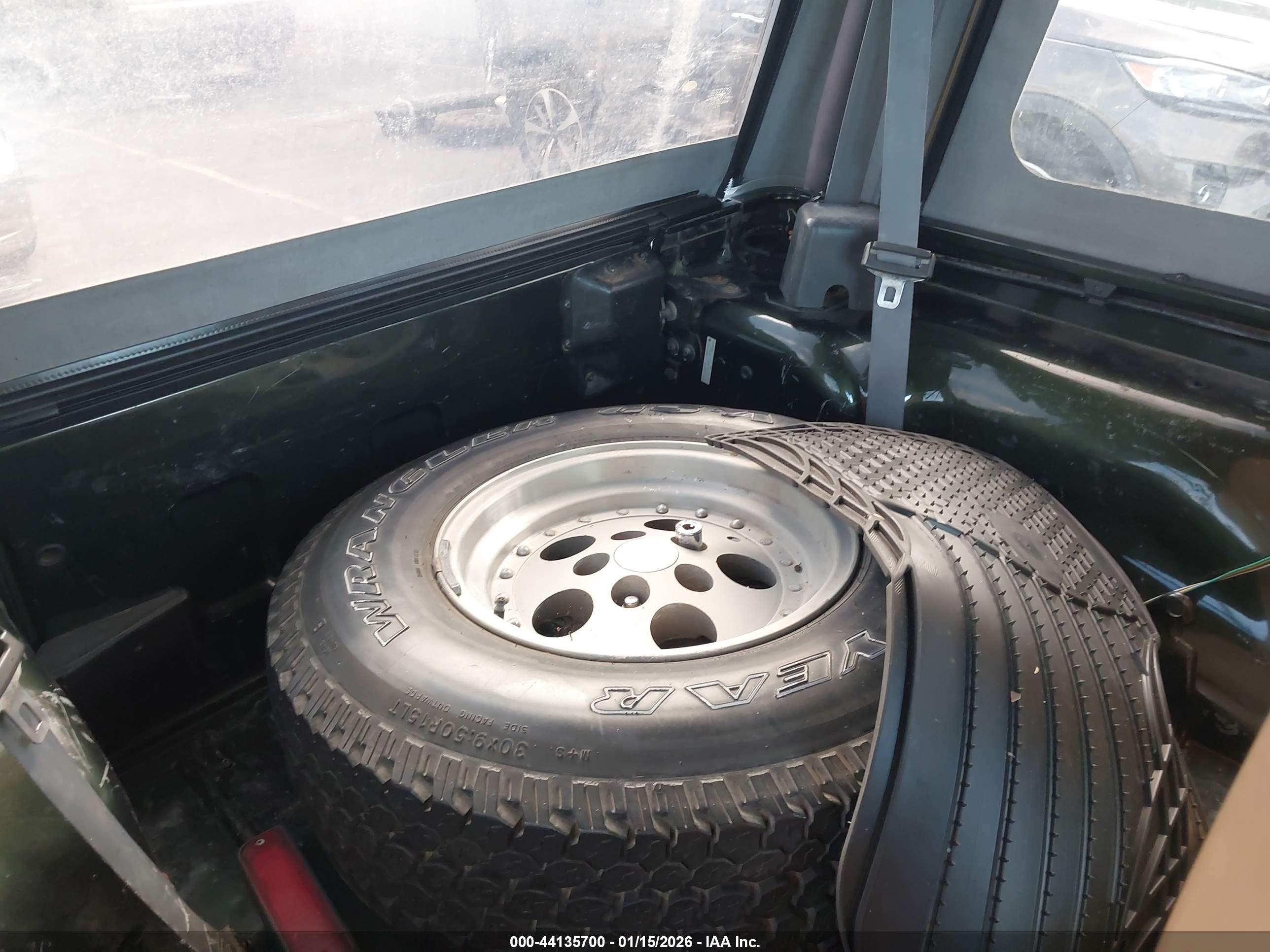 JEEP WRANGLER image 8