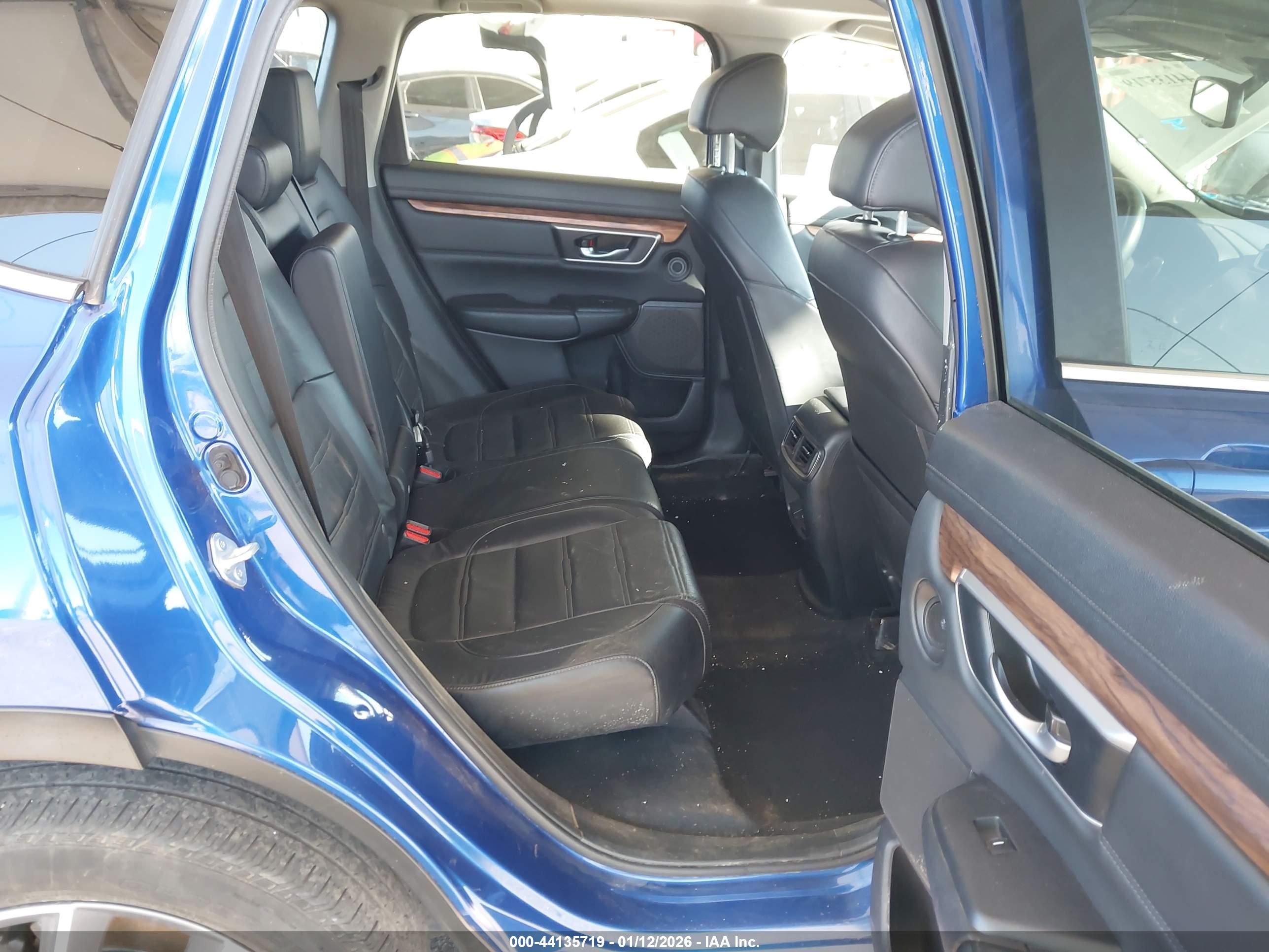 HONDA CR-V image 8