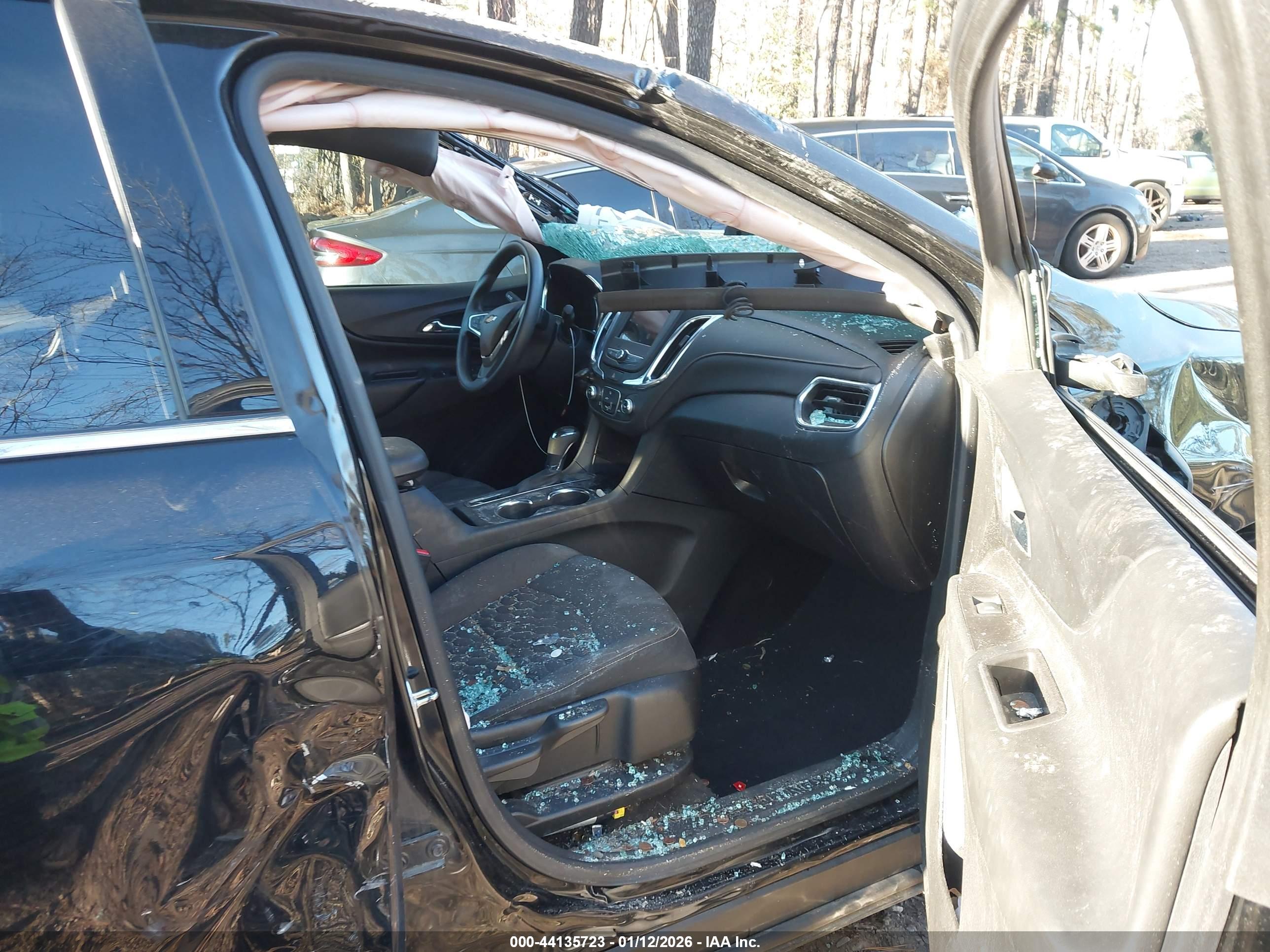CHEVROLET EQUINOX image 5
